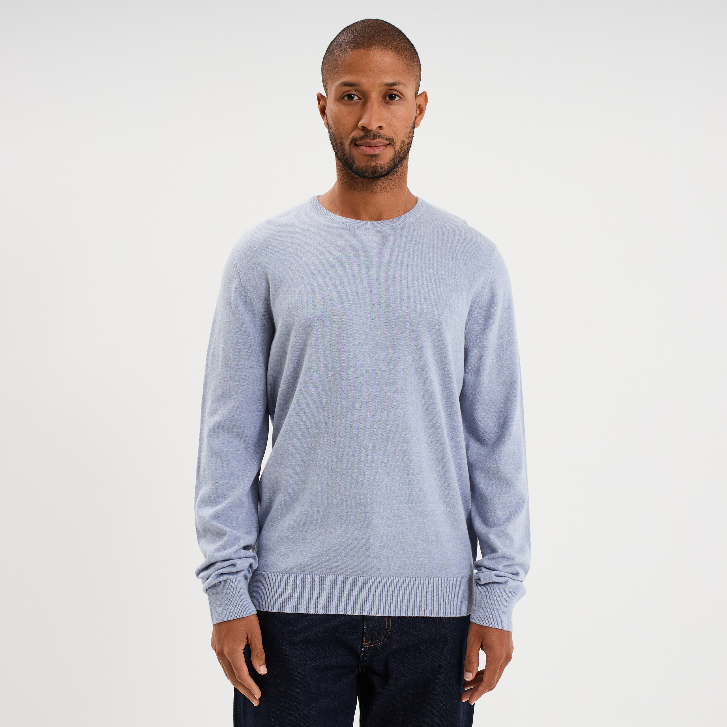 Pull droit col rond coton m&eacute;lang&eacute; bleu clair homme