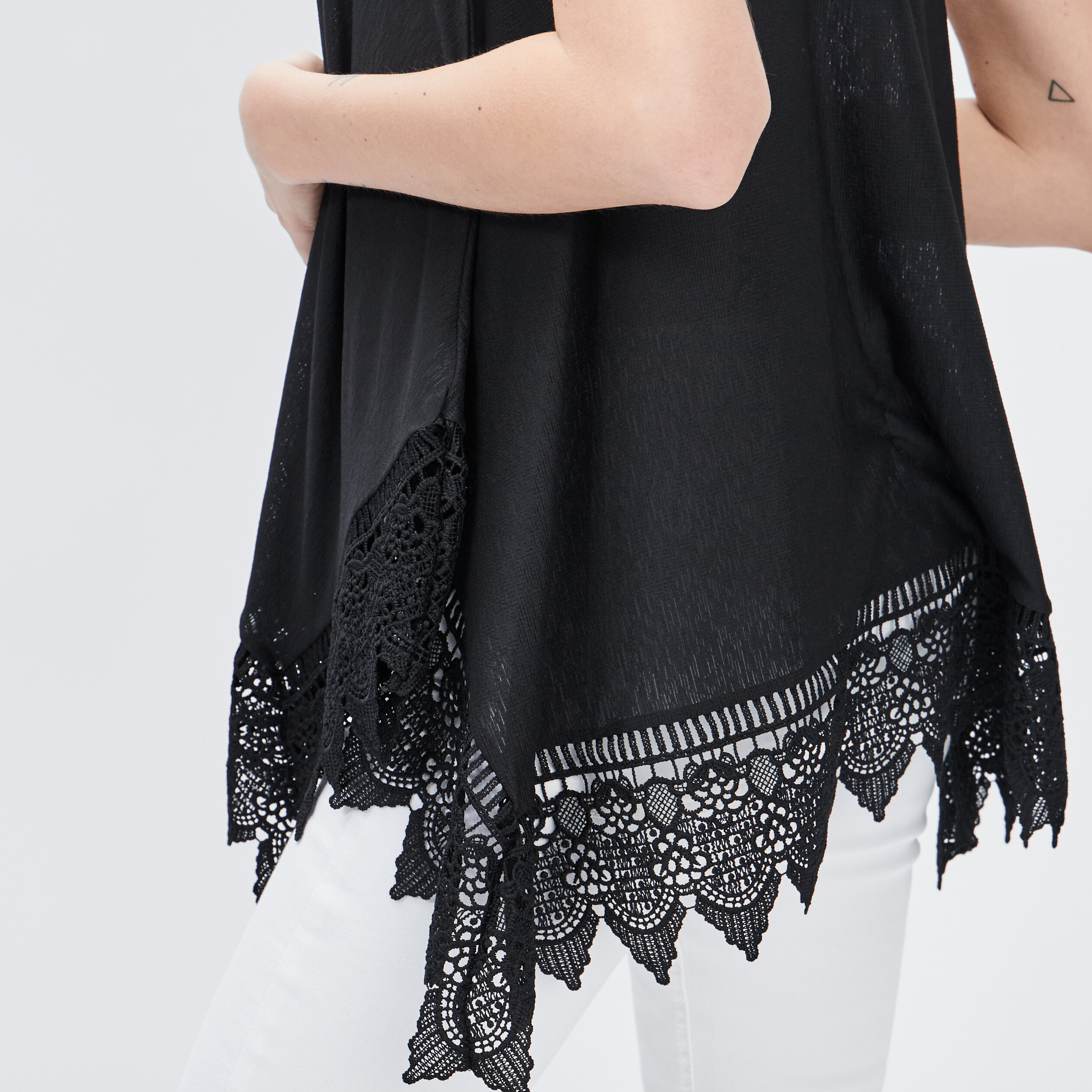 debardeur large asymetrique mosquitos noir femme Débardeur large asymétrique Mosquitos noir femme