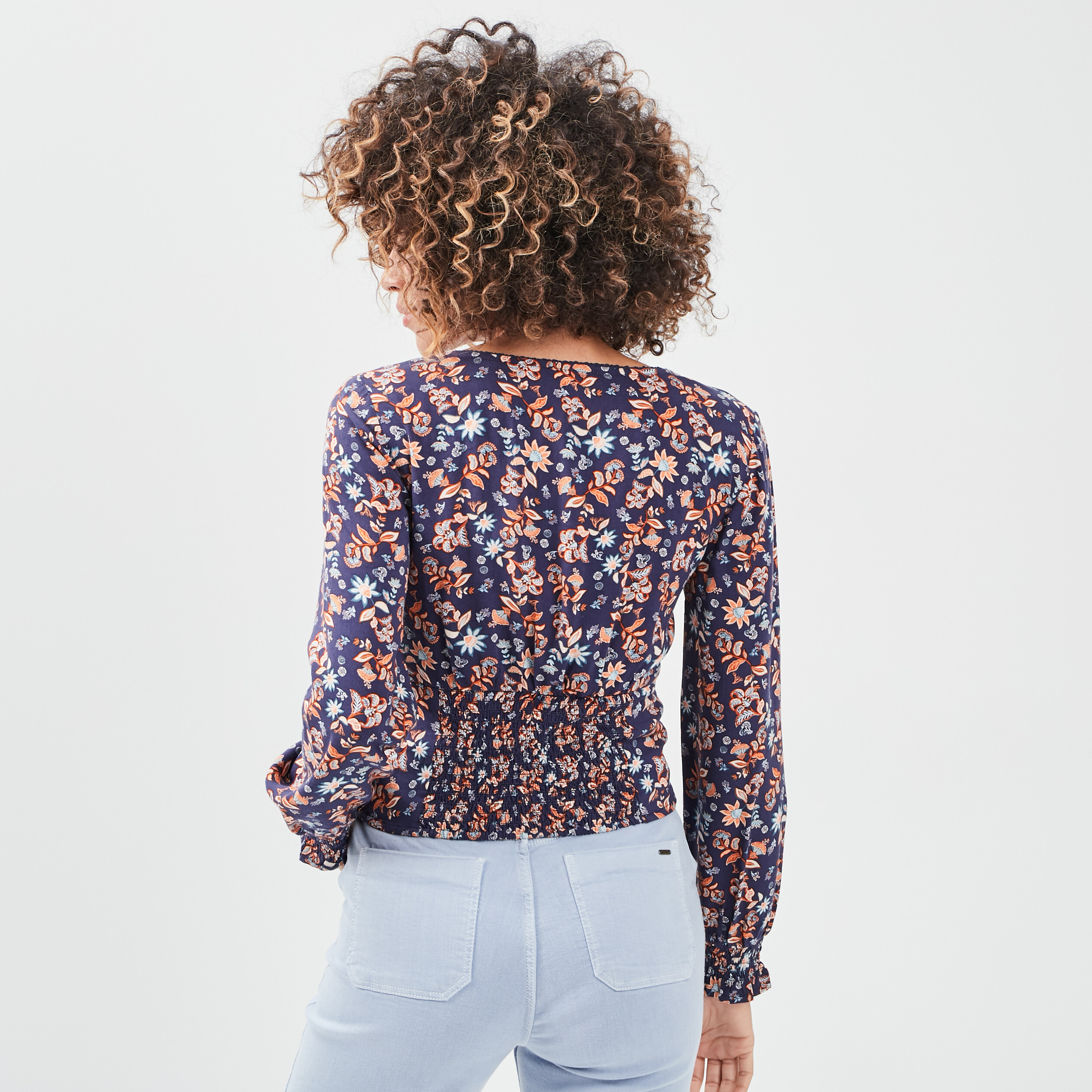chemise fleurie col v bleu marine femme Chemise fleurie col V bleu marine femme