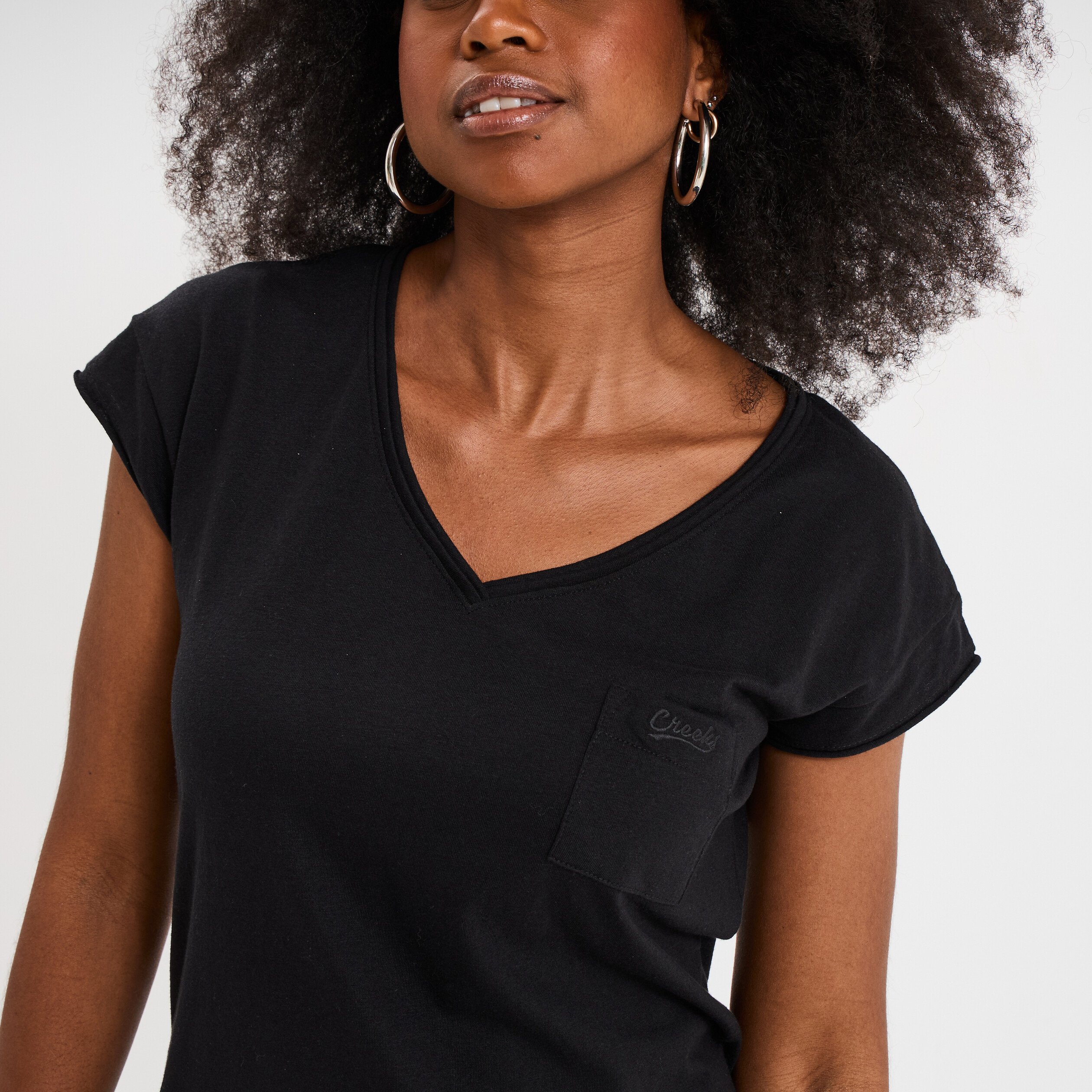 t shirt col v poche poitrine creeks noir femme T-shirt col v poche poitrine Creeks noir femme