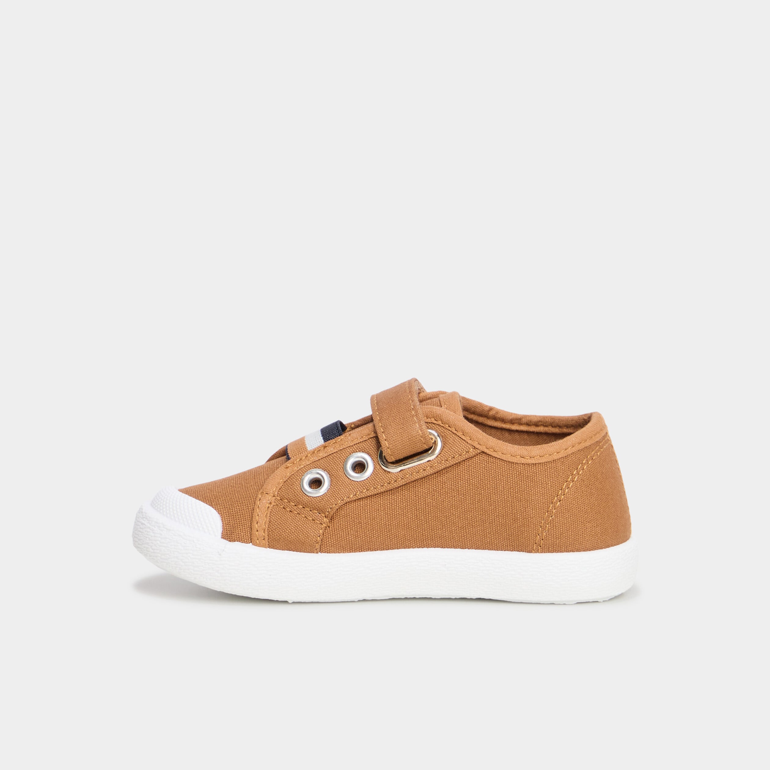 Baskets en toile bout renforc&eacute; camel gar&ccedil;on