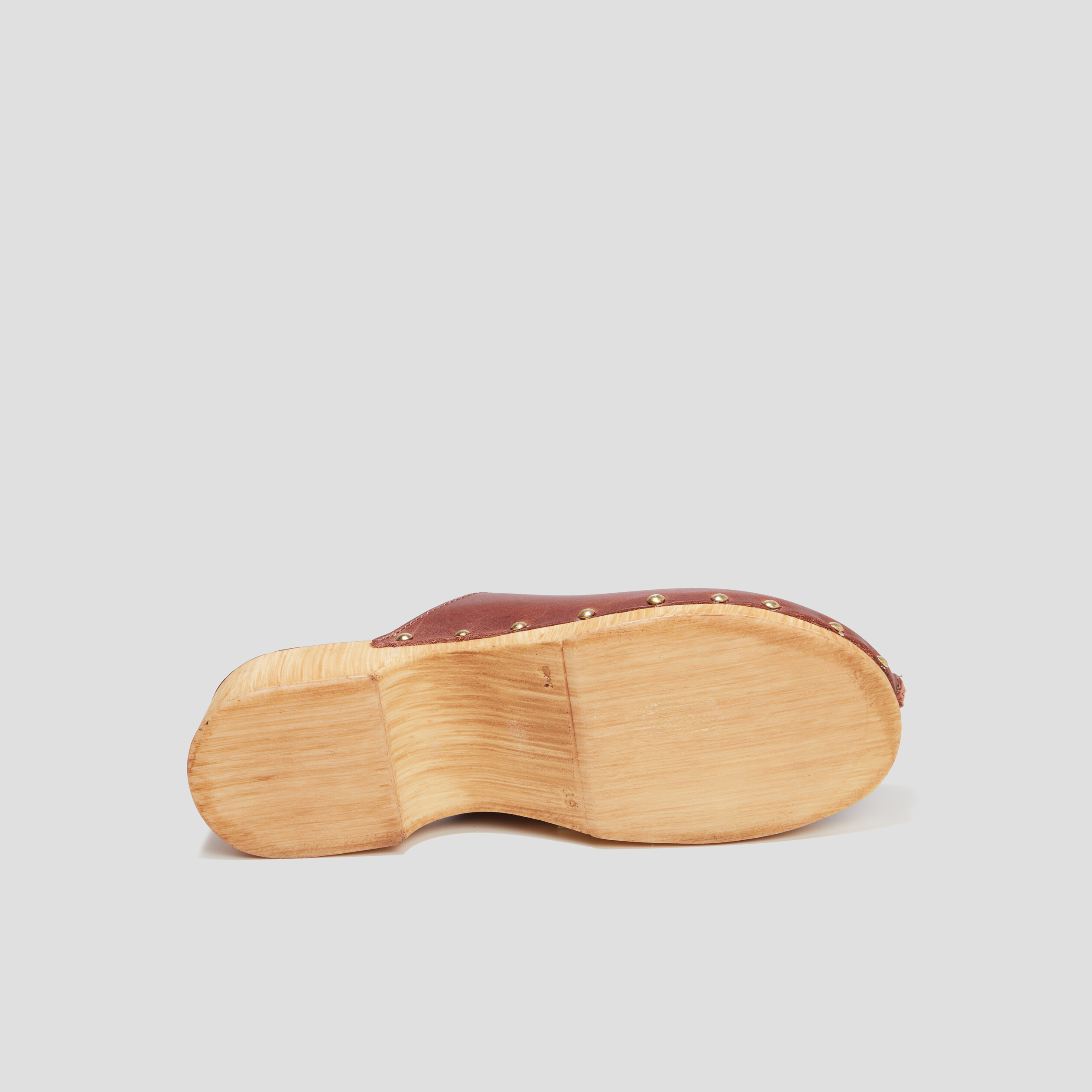 mules fermées femme