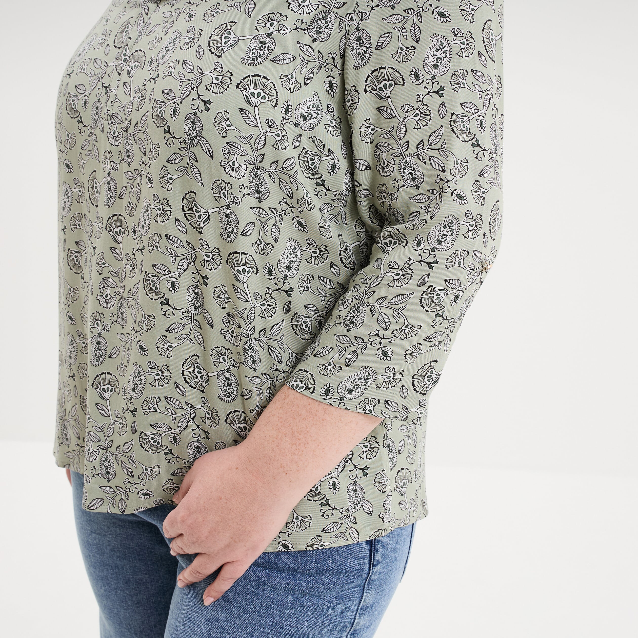 Blouse col tunisien manches 3/4 fluide vert kaki femme grande taille