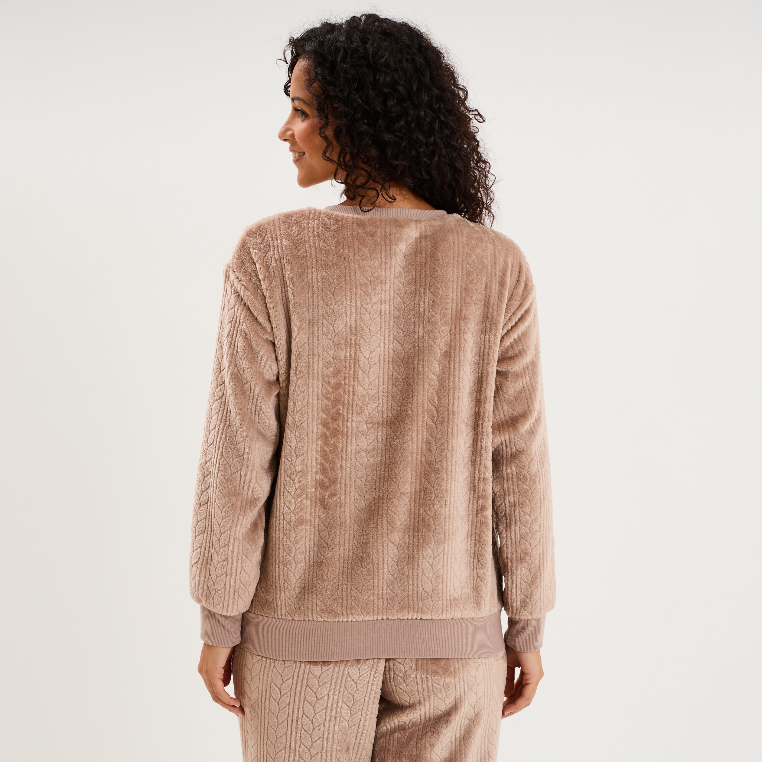 Haut de pyjama sweat polaire torsad&eacute; beige femme