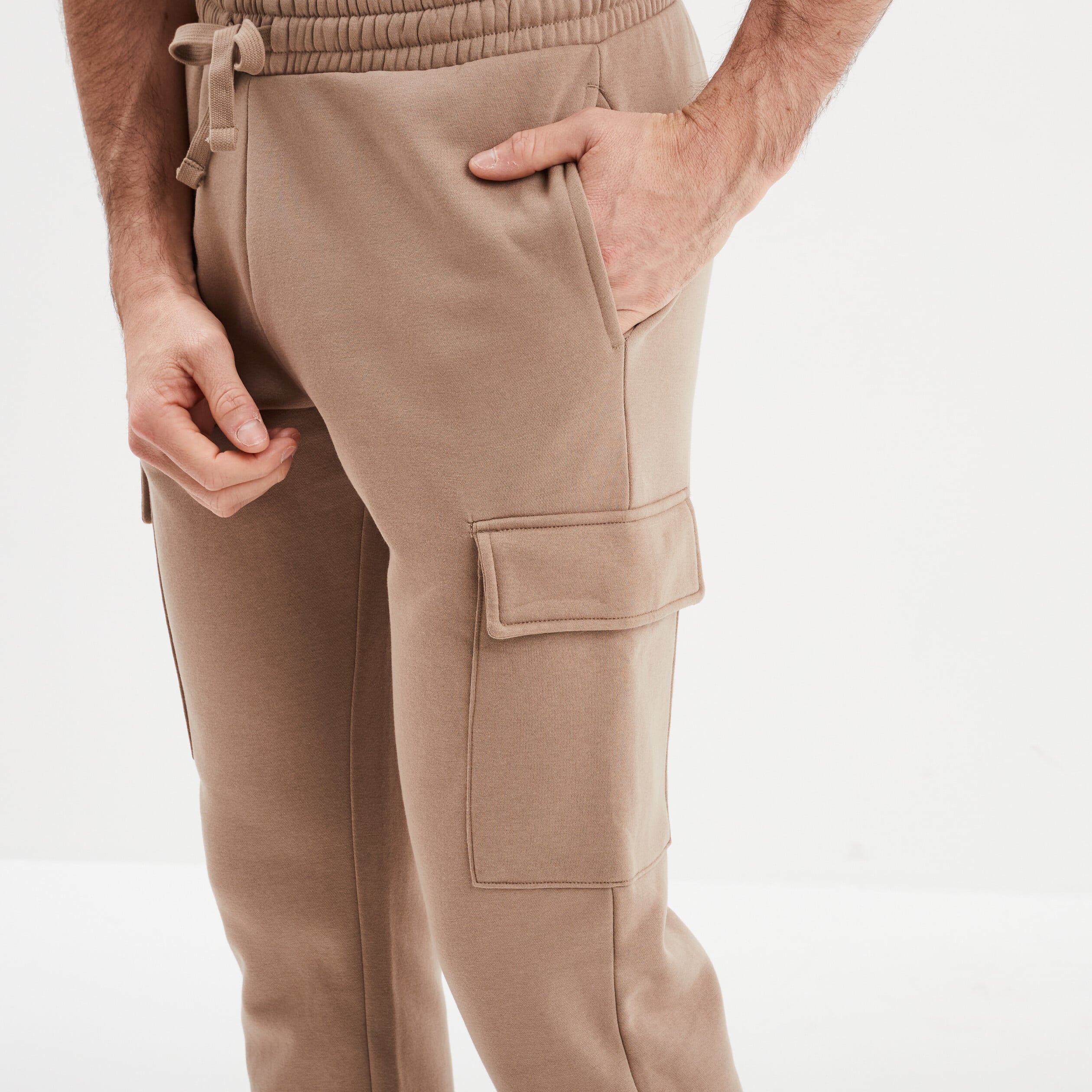 Pantalon jogging cargo molleton taupe homme