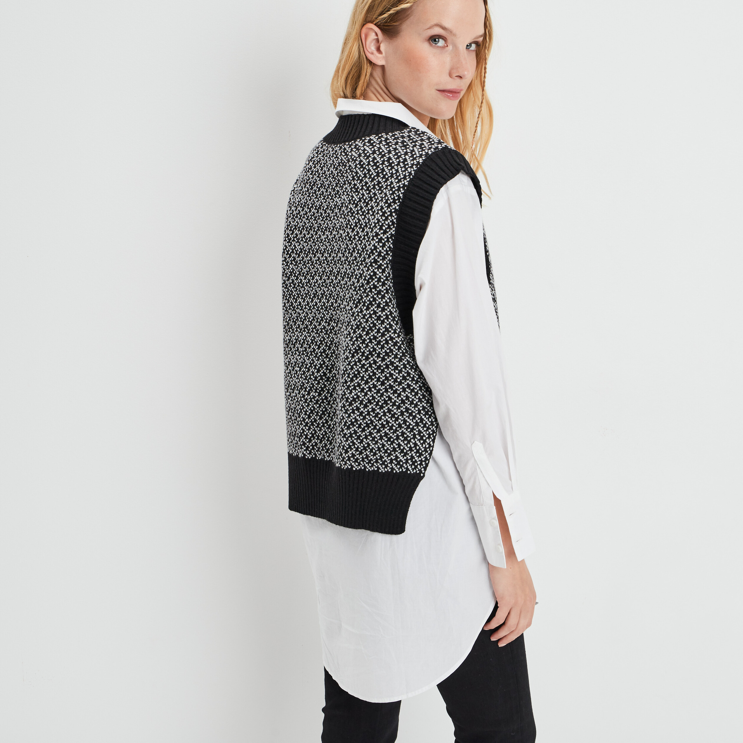 Pull sans manches noir femme