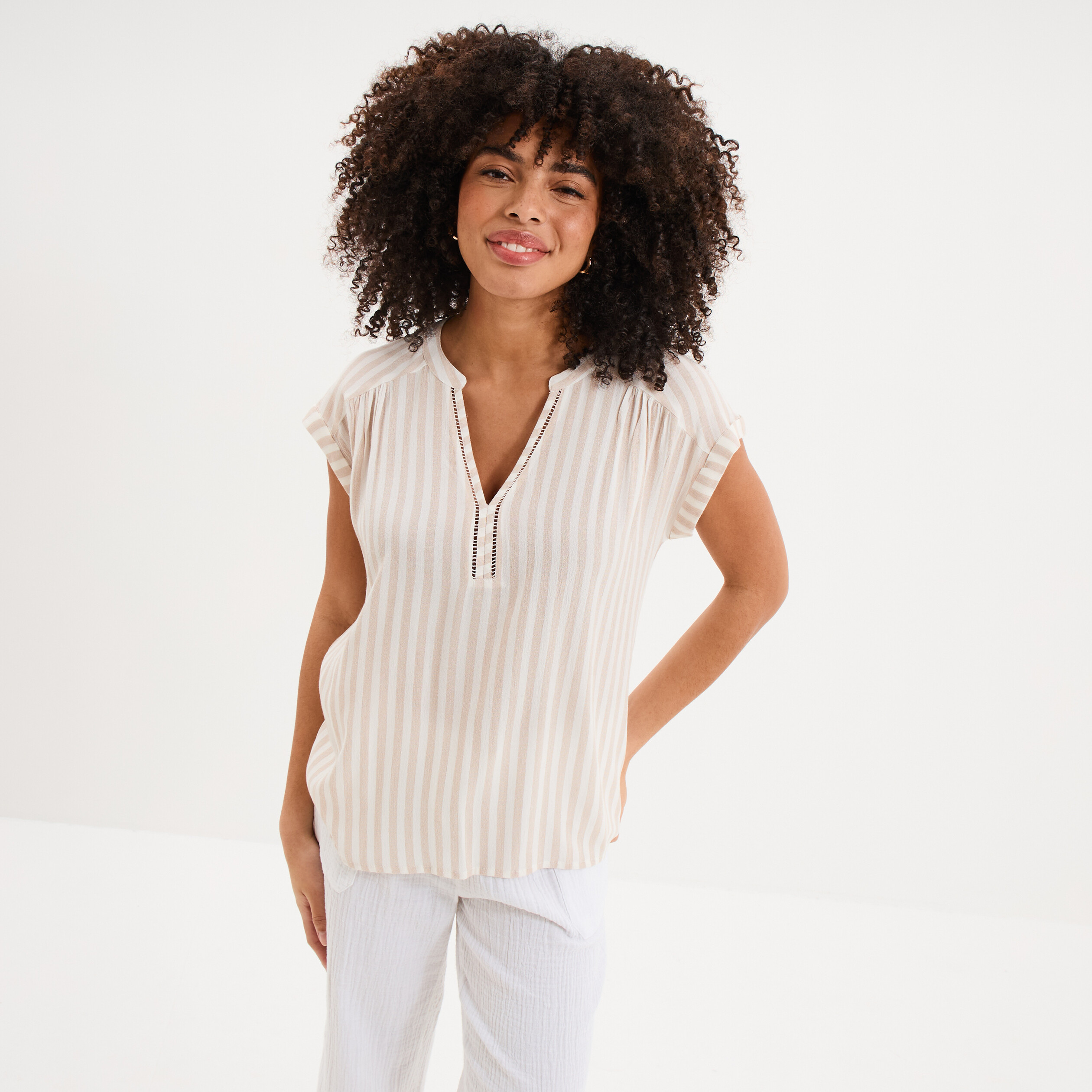 Blouse cr&eacute;pon manches courtes beige femme