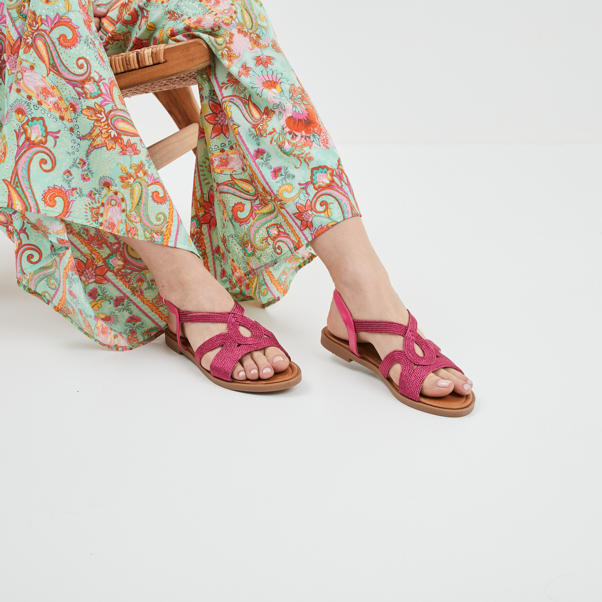 Sandales a brides crochet rose fushia femme La Halle
