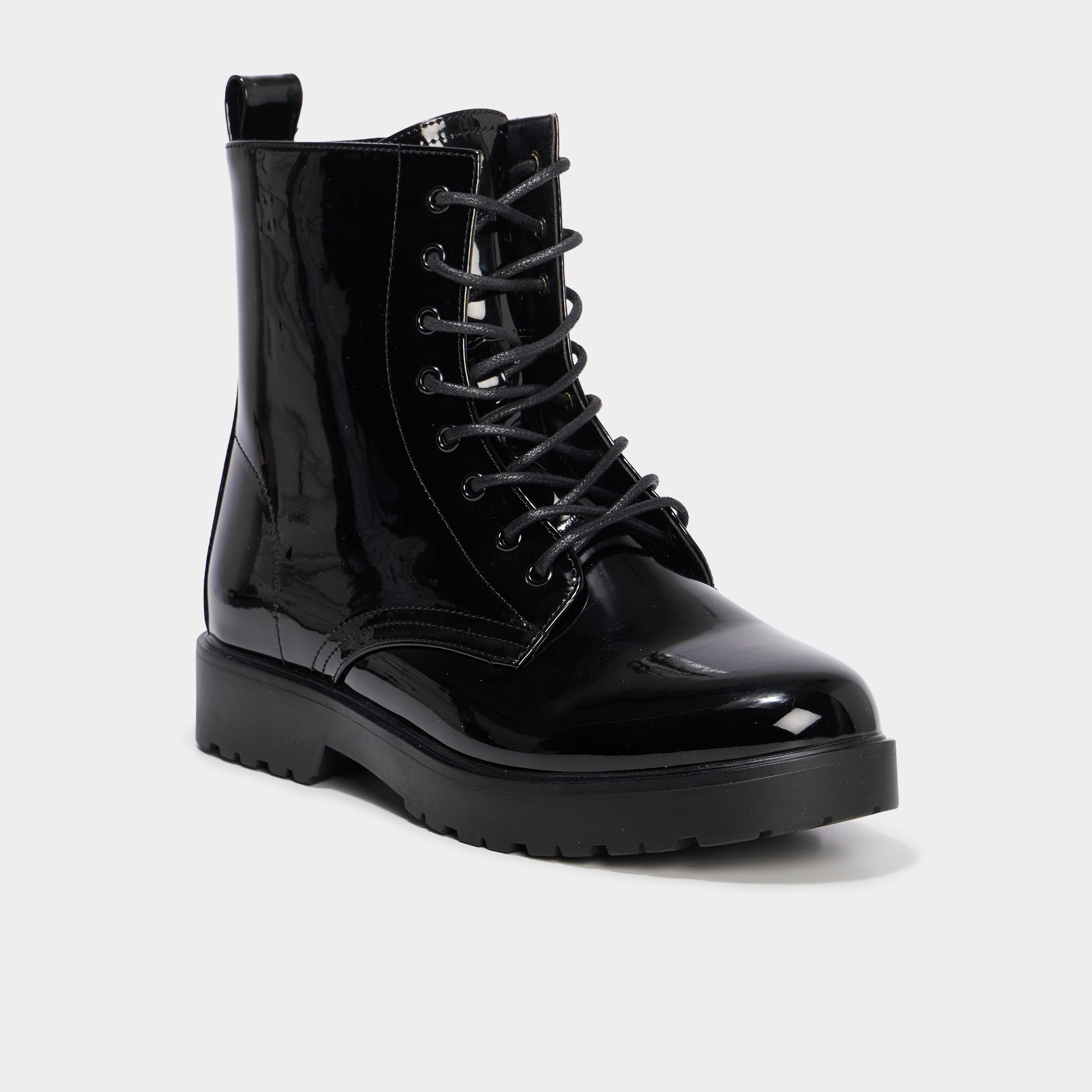 boots vernies a lacets talons 2 cm noir femme Boots vernies à lacets talons 2 cm noir femme