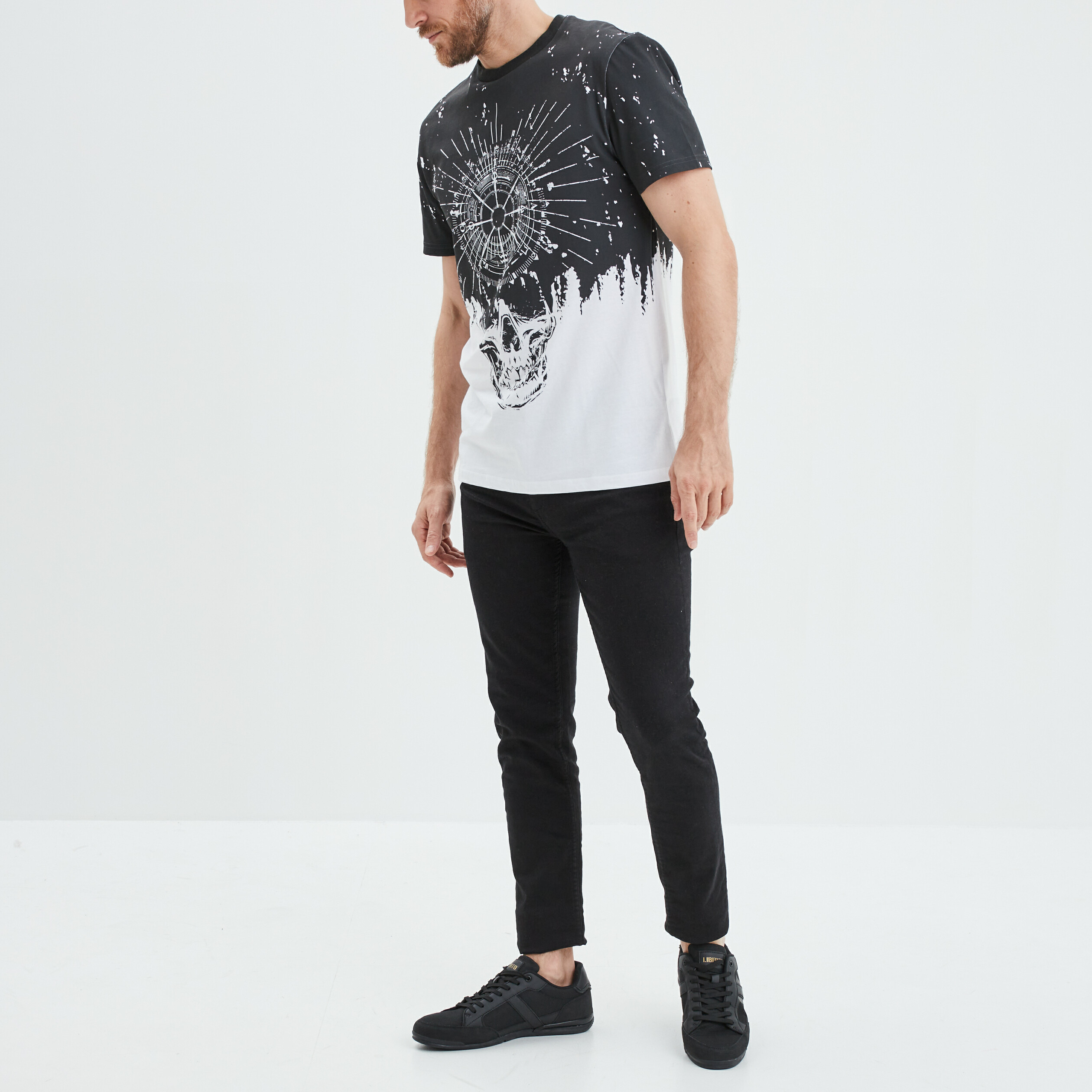 T-shirt manches courtes col rond Liberto noir homme