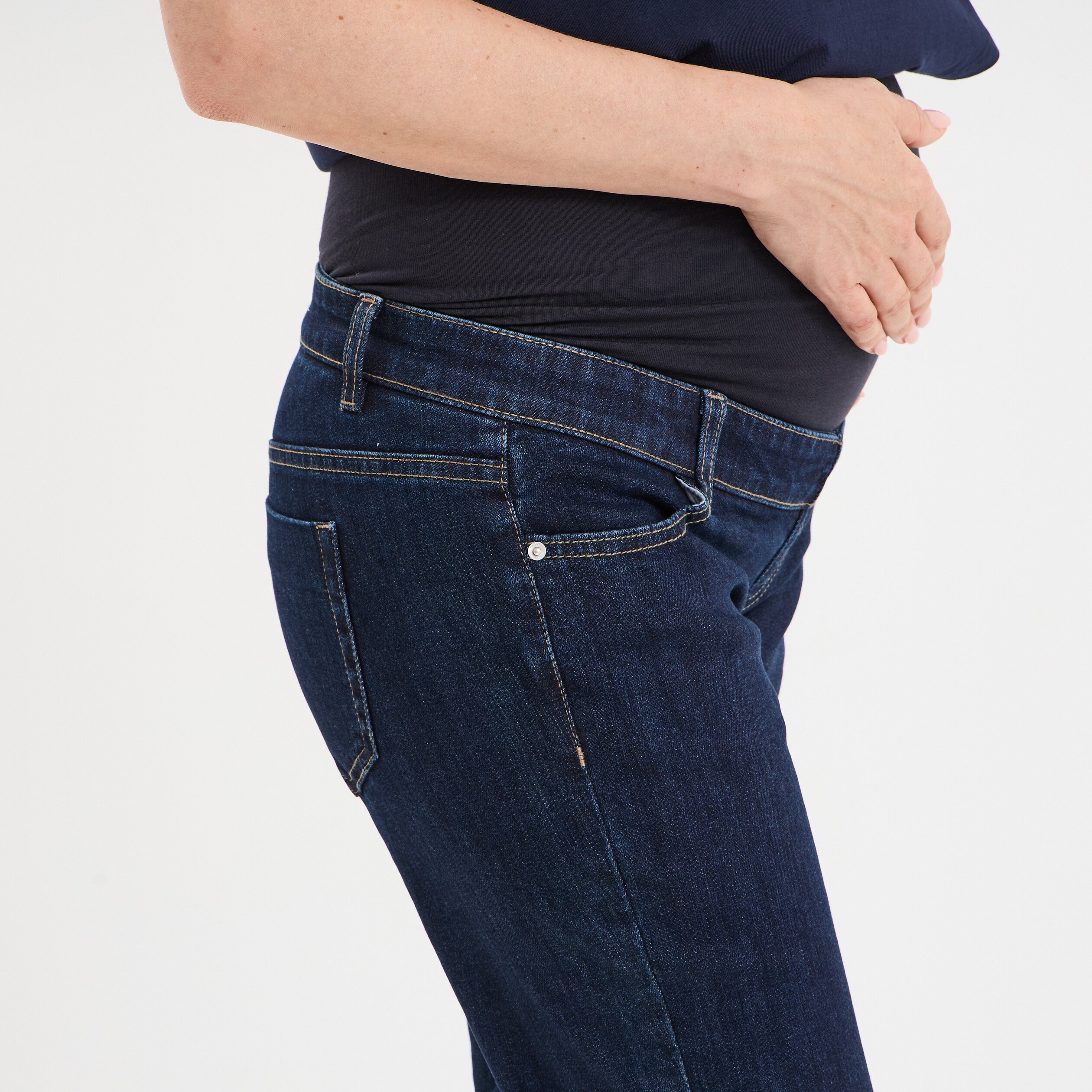 jeans grossesse droit avec bandeau denim brut femmemater Jeans grossesse droit avec bandeau denim brut femme maternité