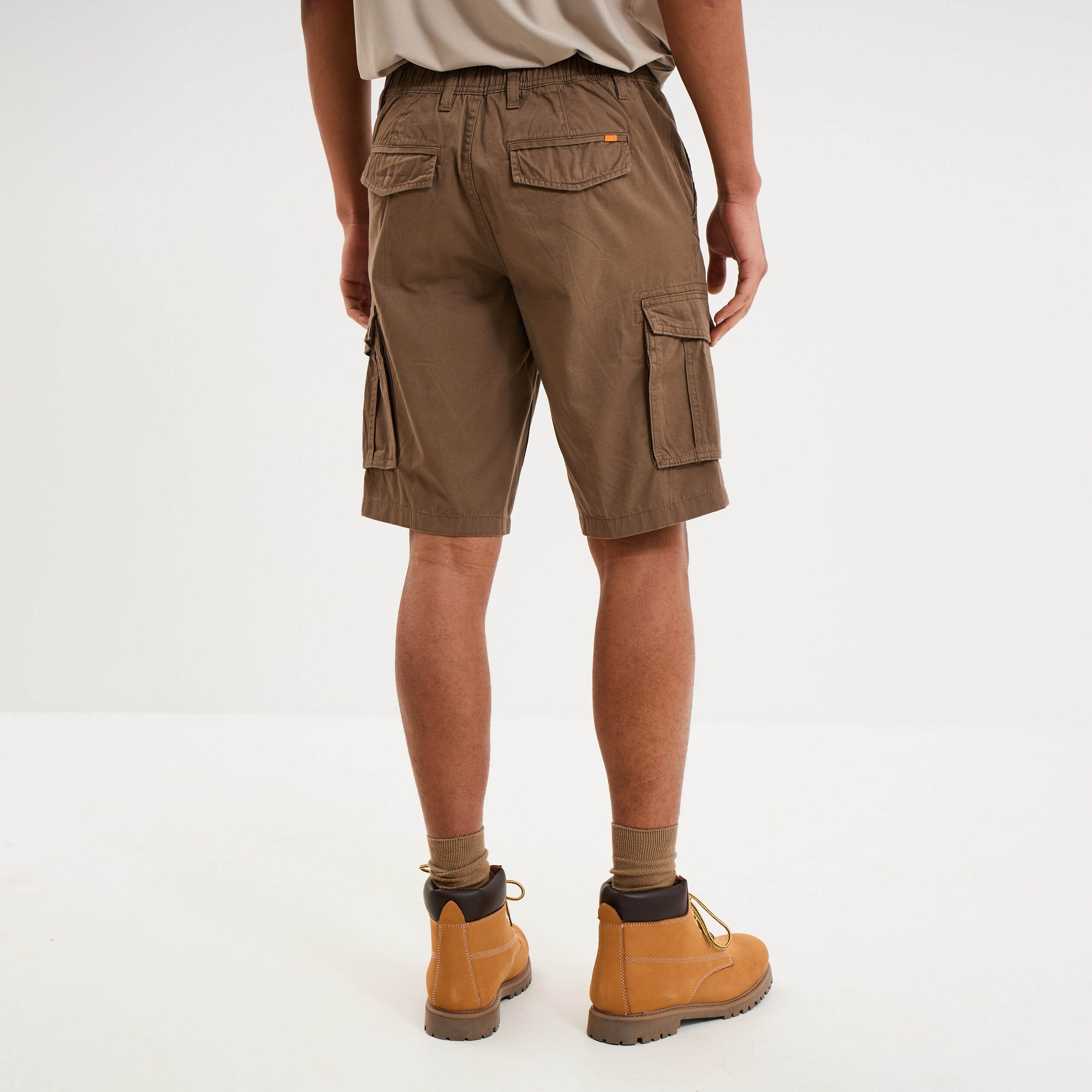 Bermuda short cargo poches &agrave; rabat coton marron fonc&eacute; homme