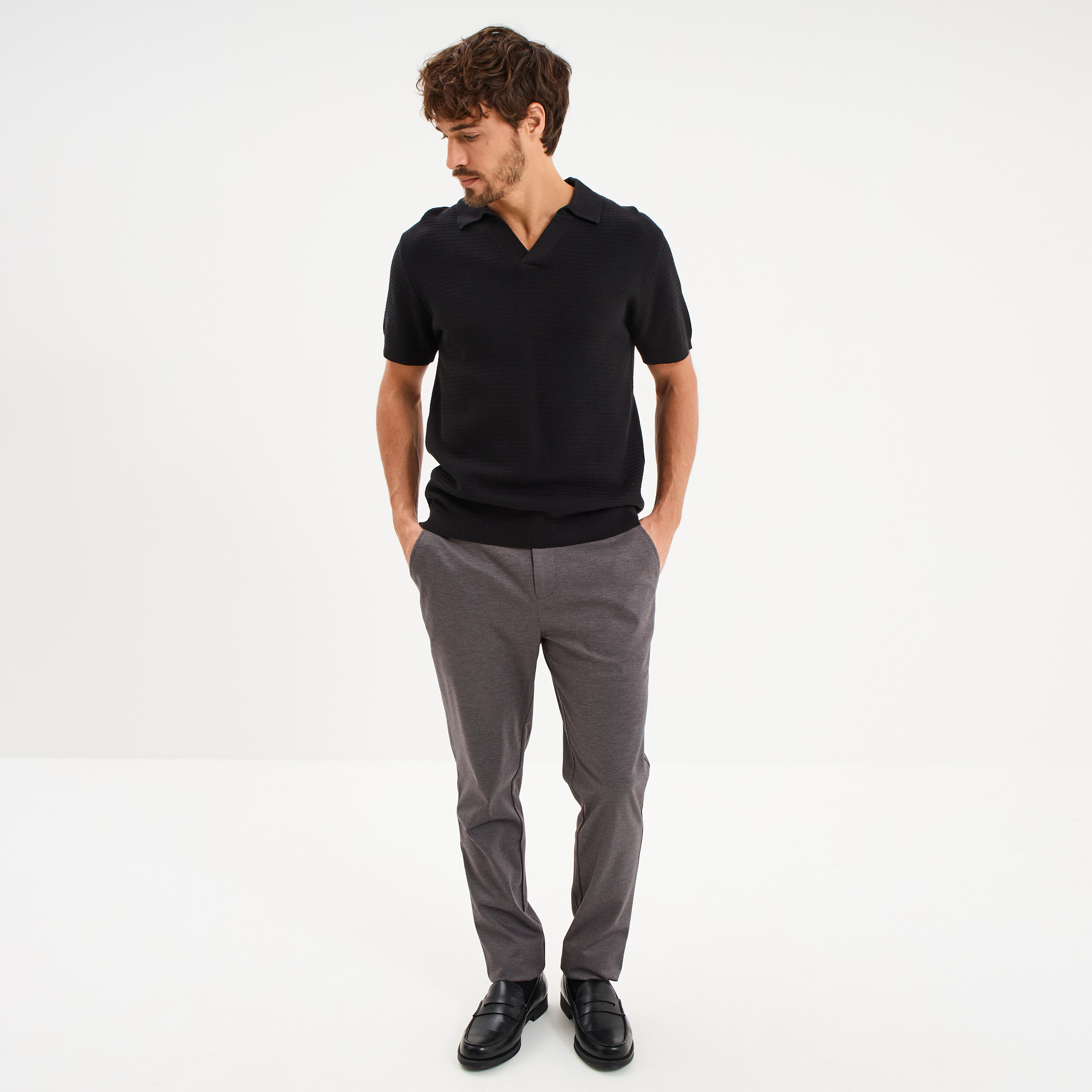Polo manches courtes textur&eacute; coton noir homme