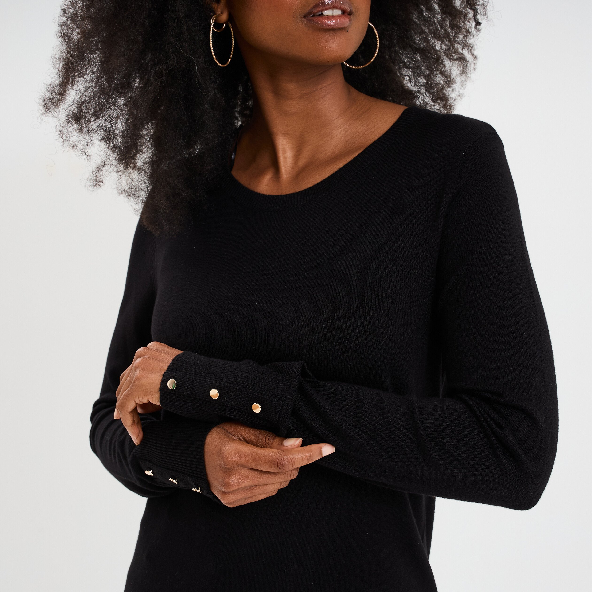 pull col rond boutons aux poignets noir femme Pull col rond boutons aux poignets noir femme