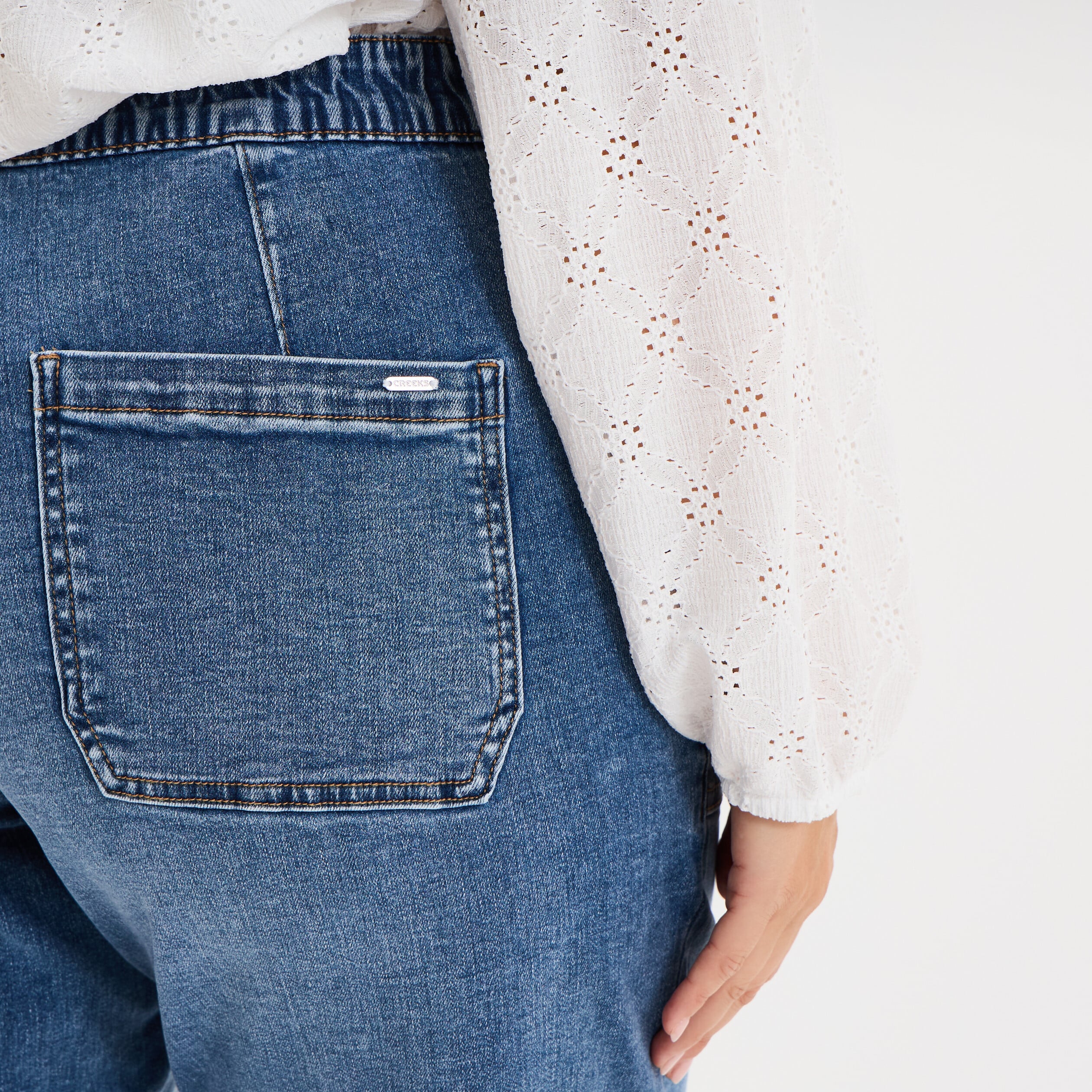 Jean droit taille &eacute;lastiqu&eacute;e &agrave; revers denim stone femme grande taille