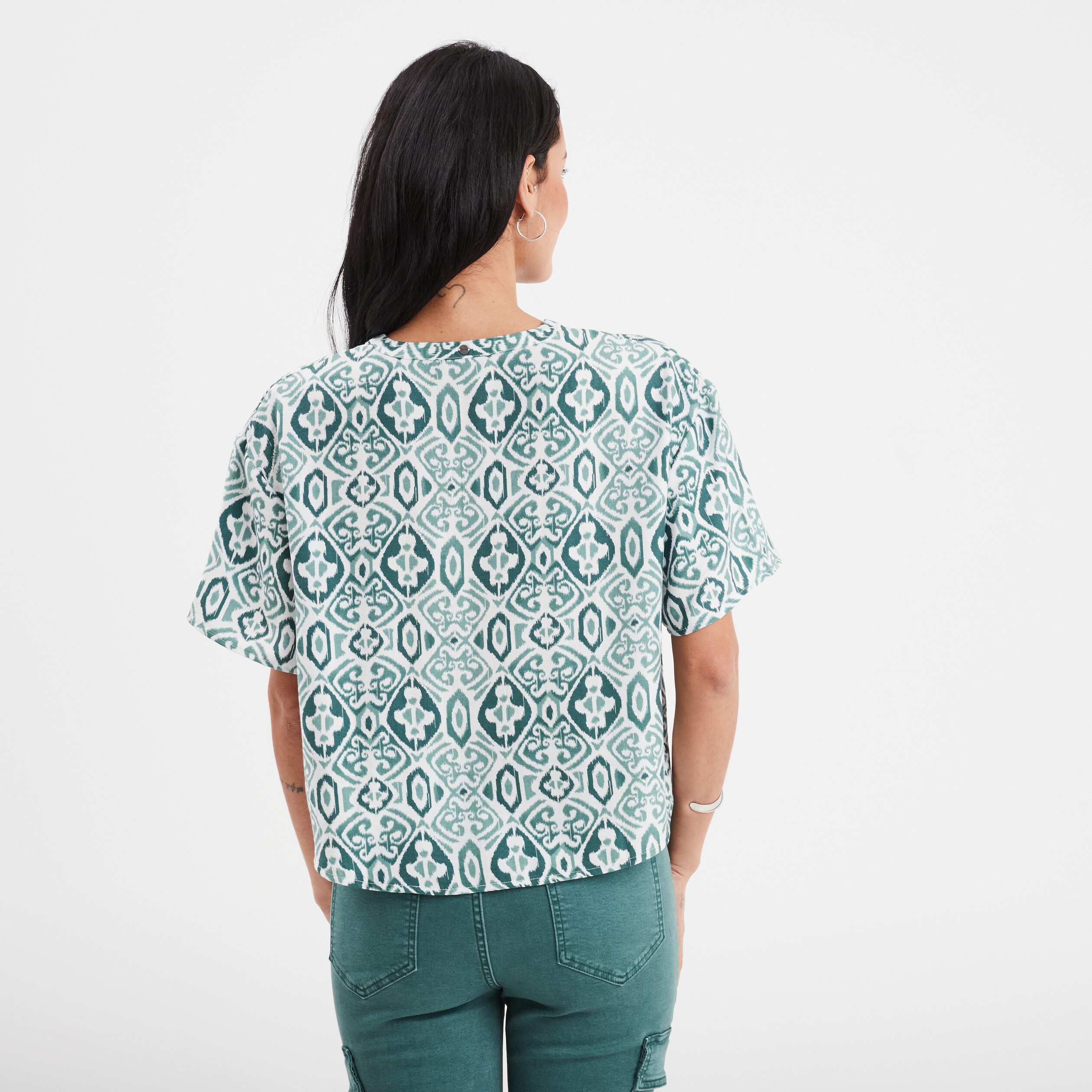 blouse manches courtes detail noeud vert fonce femme Blouse manches courtes détail noeud vert foncé femme