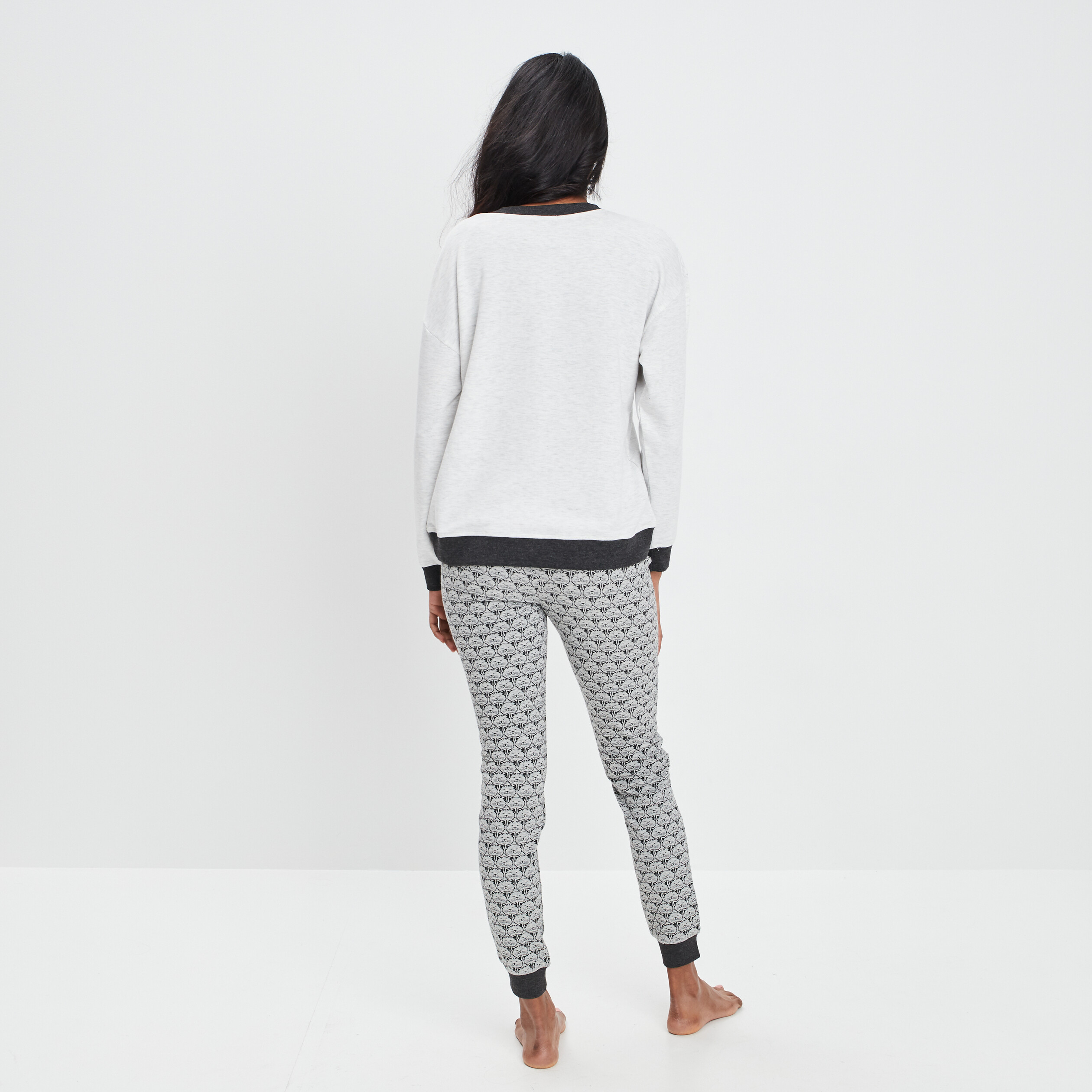 ensemble pyjama 2 pieces gris clair femme Ensemble pyjama 2 pièces gris clair femme