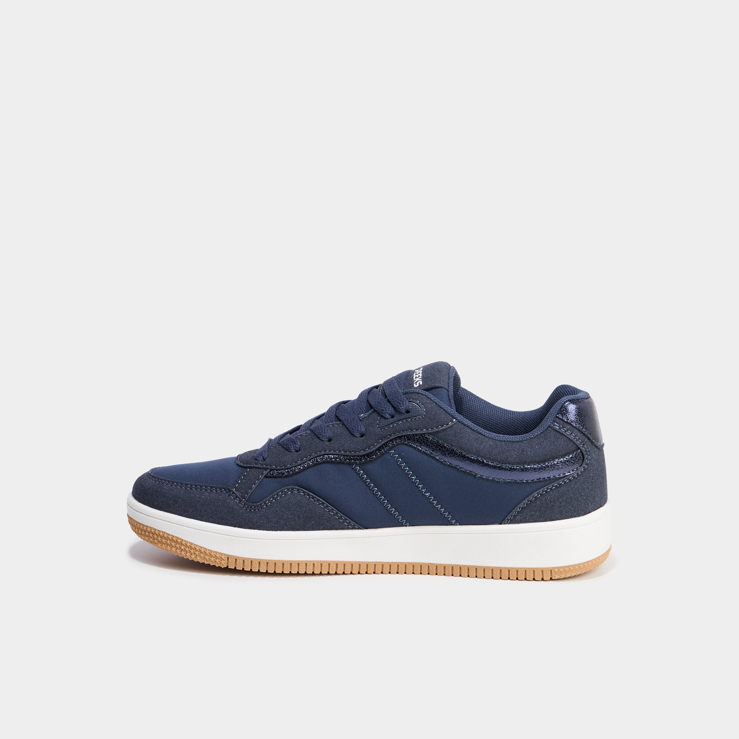 tennis basses a lacets bleu marine femme Tennis basses à lacets bleu marine femme