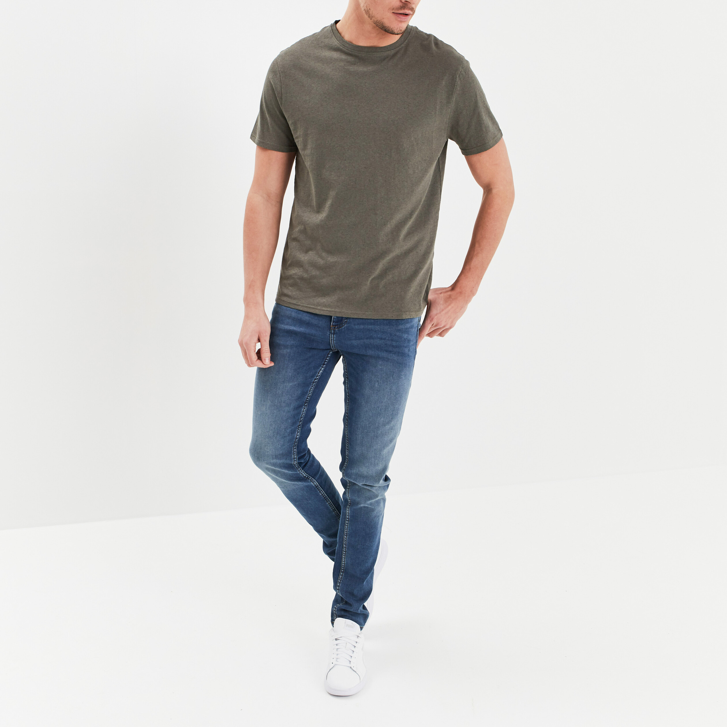 t shirt manches courtes en melange lin vert kaki homme T-shirt manches courtes en mélange lin vert kaki homme