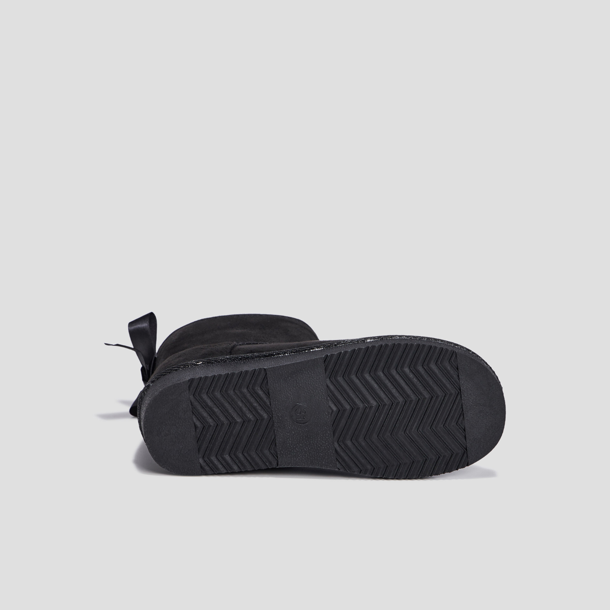 Bottines fourr&eacute;es noeud effet satin noir fille