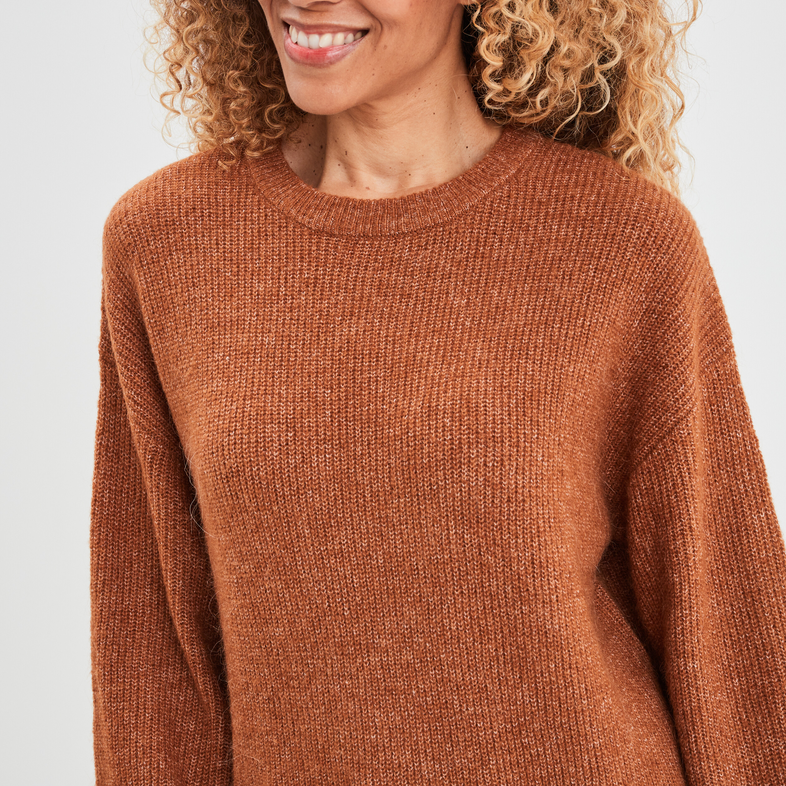 Pull col rond manches ballons camel femme