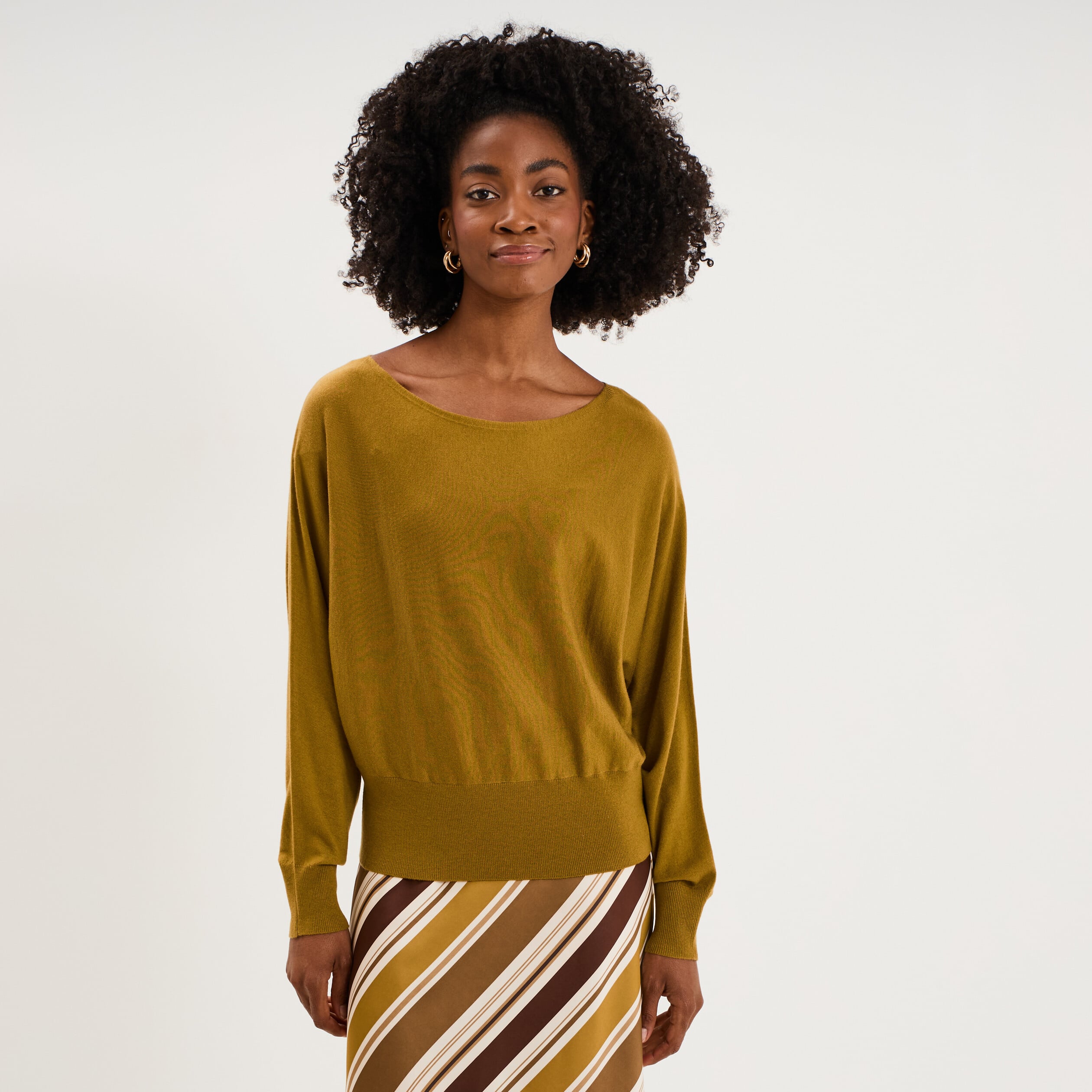 Pull encolure bateau manches longues vert olive femme