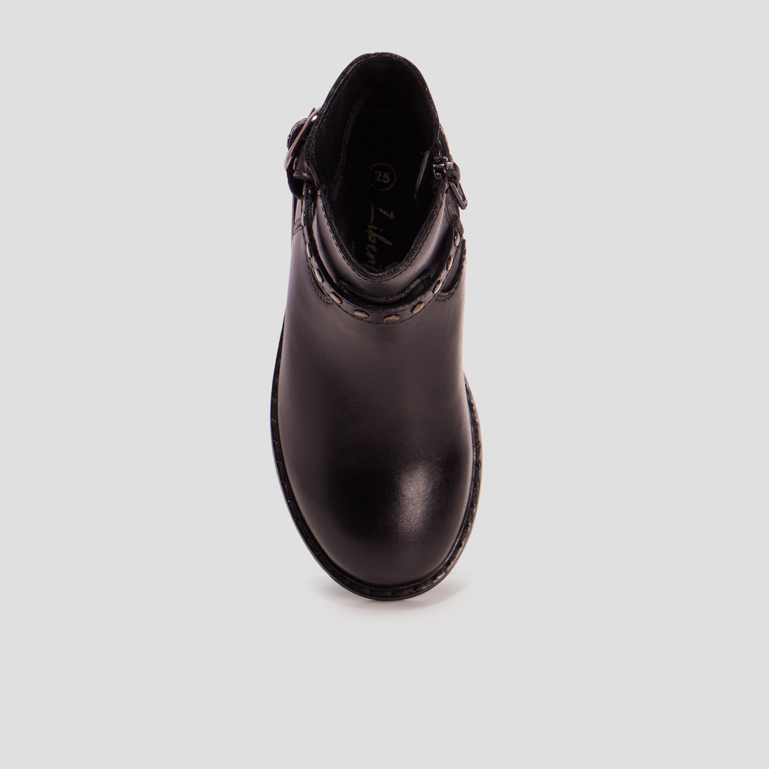 bottines avec brides a clous en cuir noir fille Bottines avec brides à clous en cuir noir fille