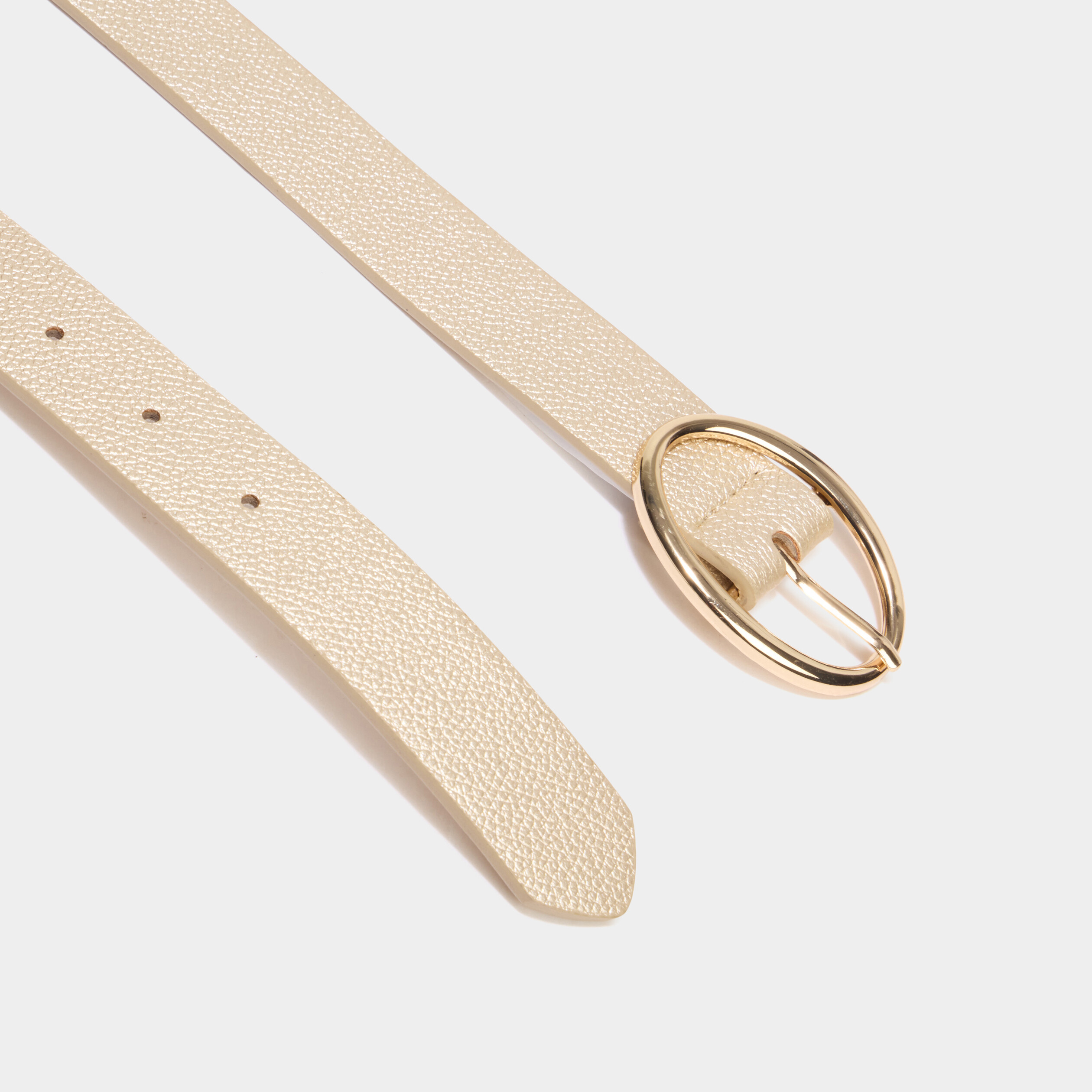Ceinture boucle ovale couleur or femme