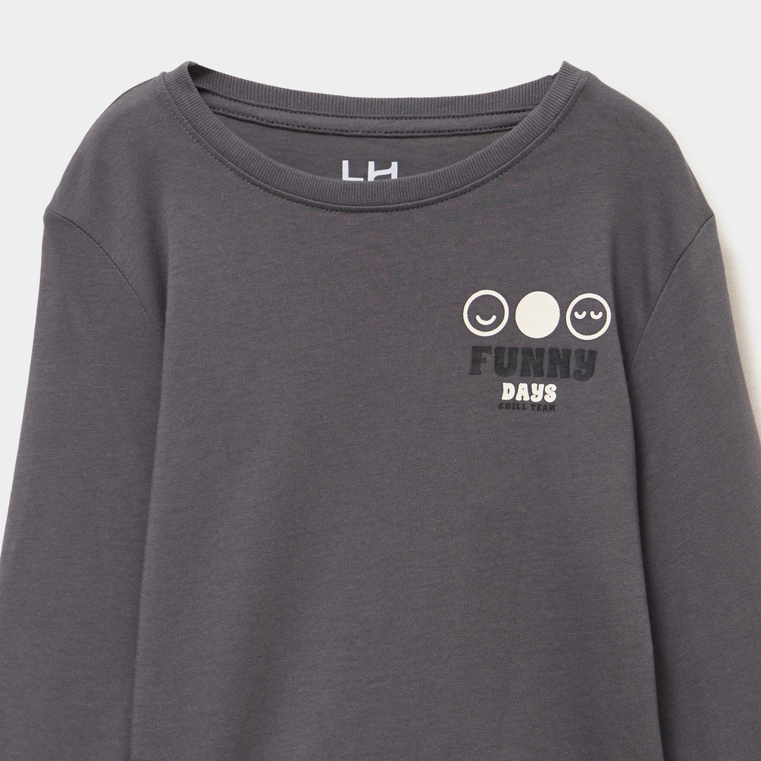 T-shirt manches longues coton gris fonc&eacute; gar&ccedil;on