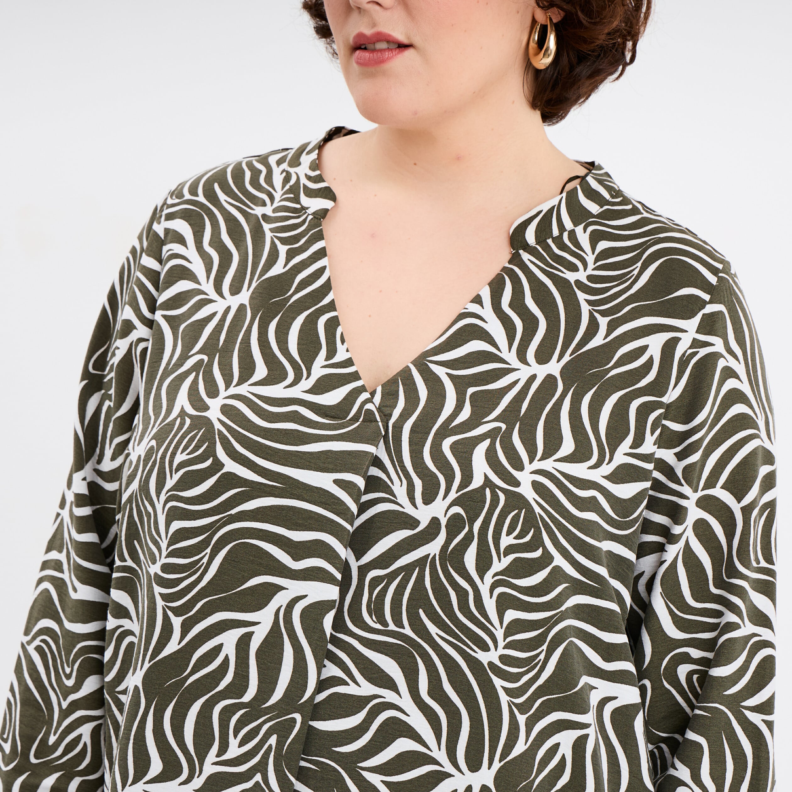 Robe courte ample col en V vert kaki femme grande taille