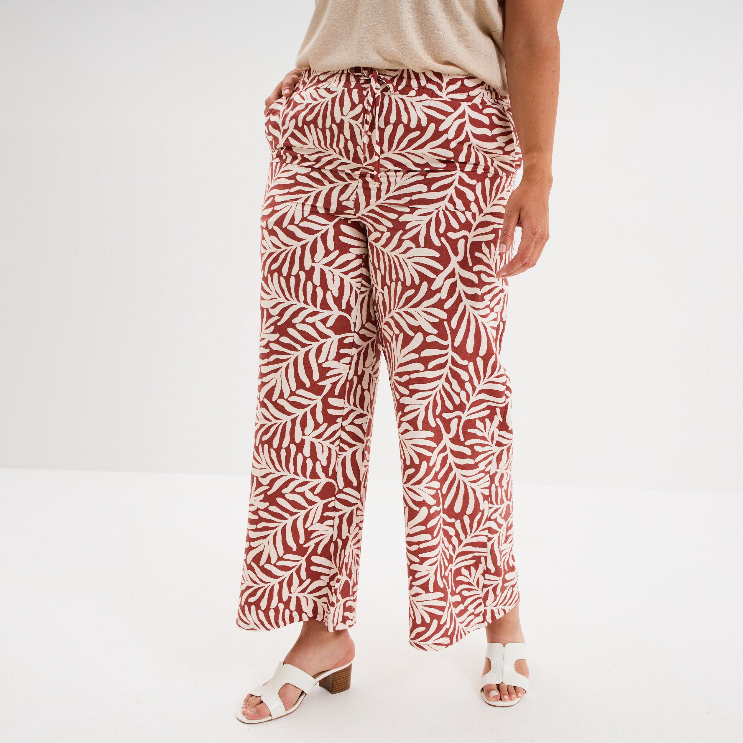 pantalon large fluide terracotta femmegt Pantalon large fluide terracotta femme grande taille