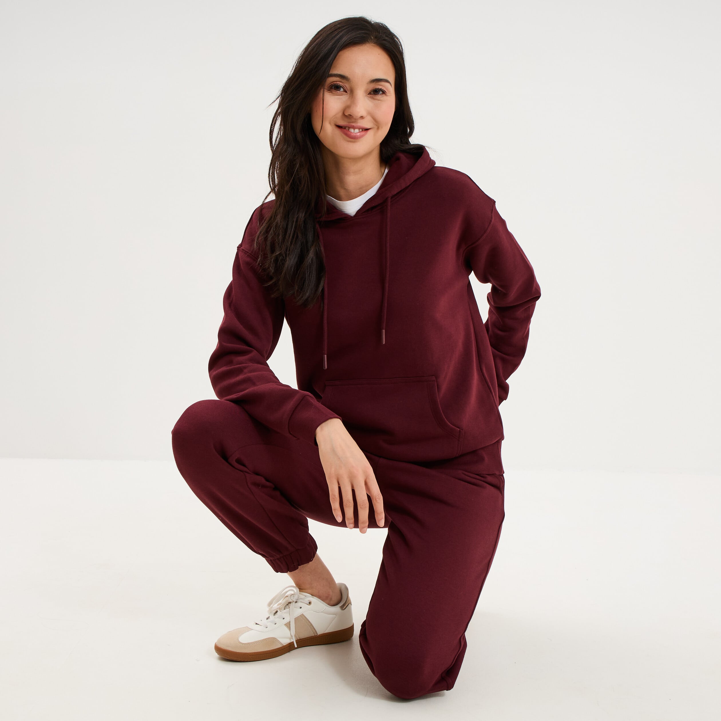 Sweat hoodie 1 poche &agrave; capuche violet fonc&eacute; femme