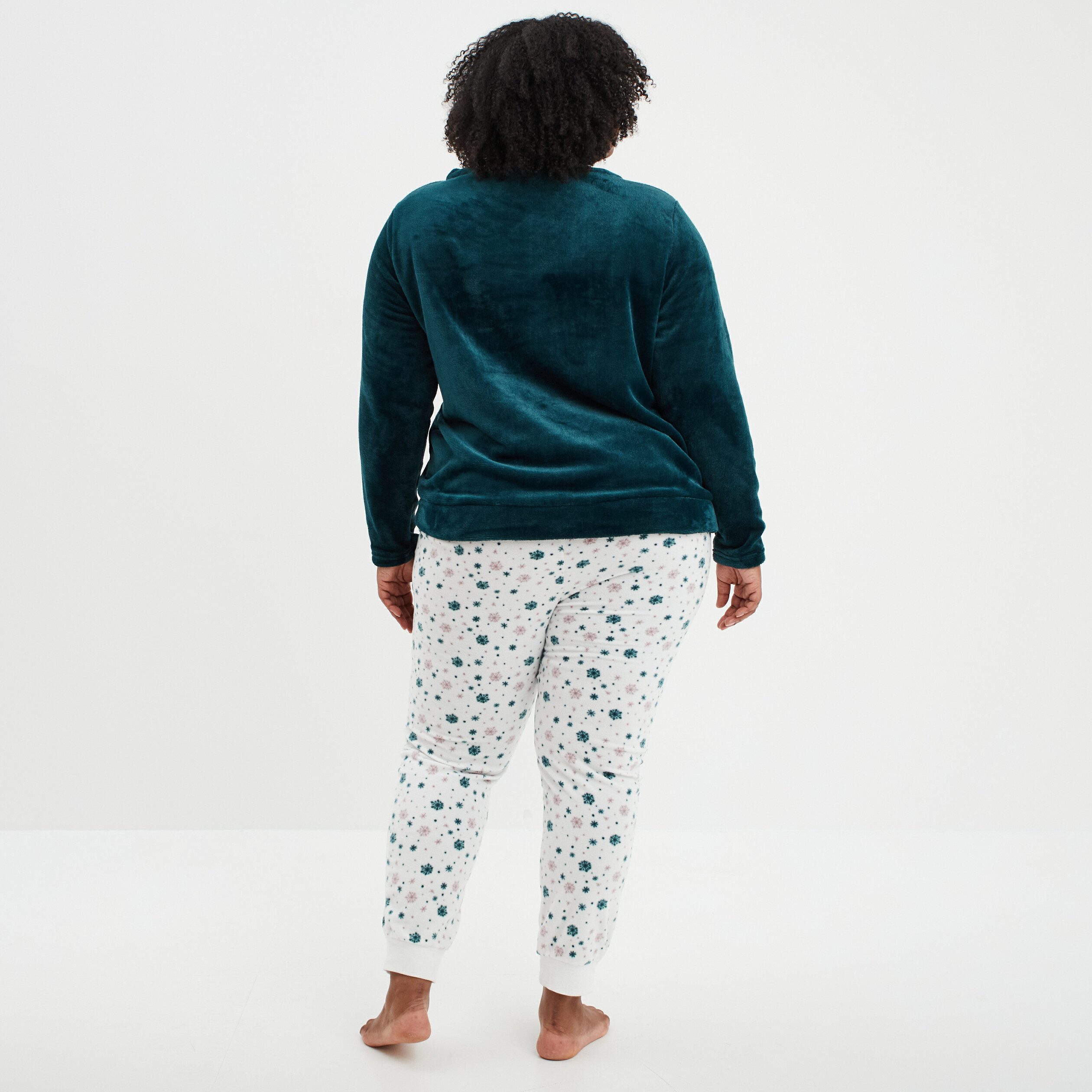ensemble pyjama effet velours 2 pieces bleu canard femmegt Ensemble pyjama effet velours 2 pièces bleu canard femme grande taille