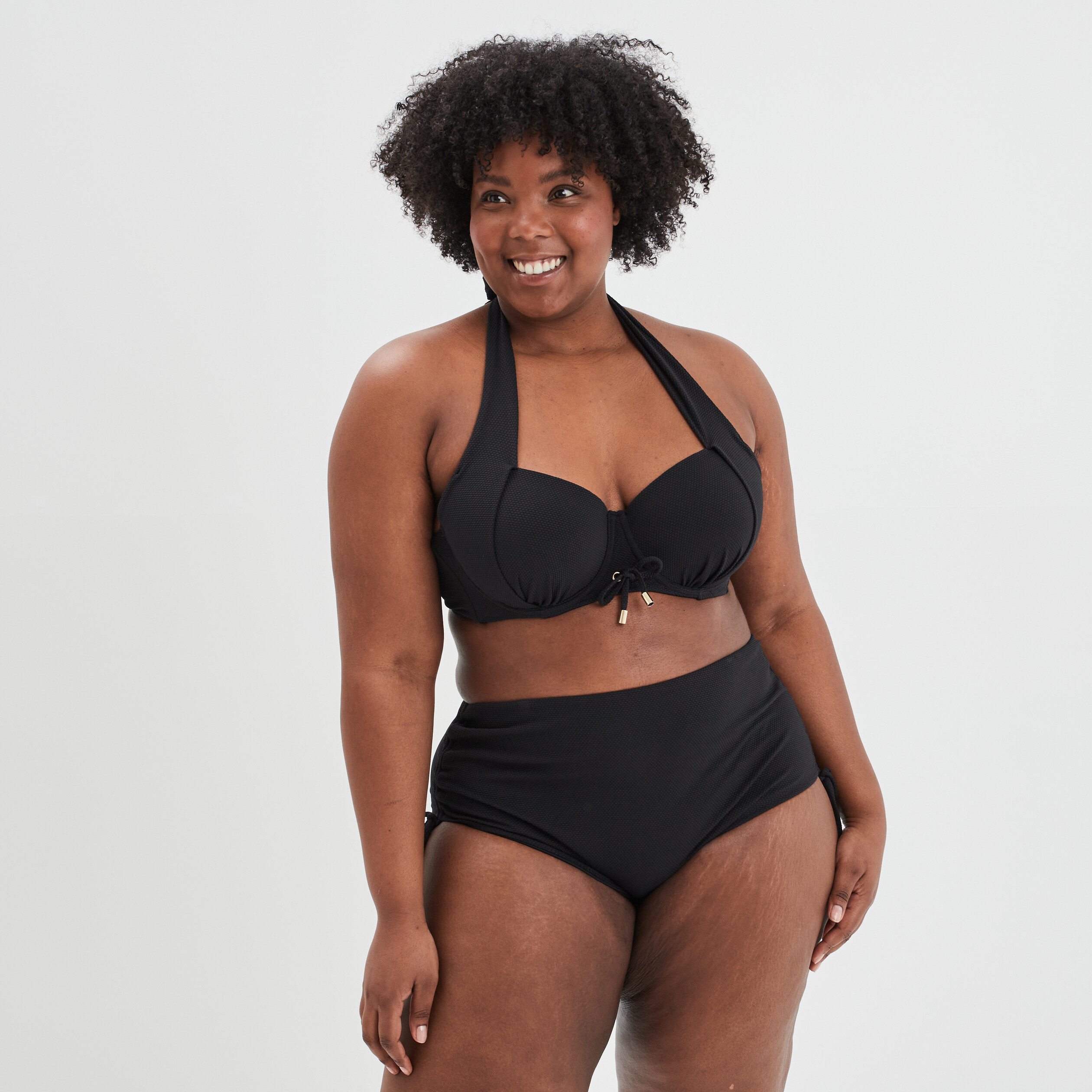 bas de maillot de bain noir femmegt Bas de maillot de bain noir femme grande taille
