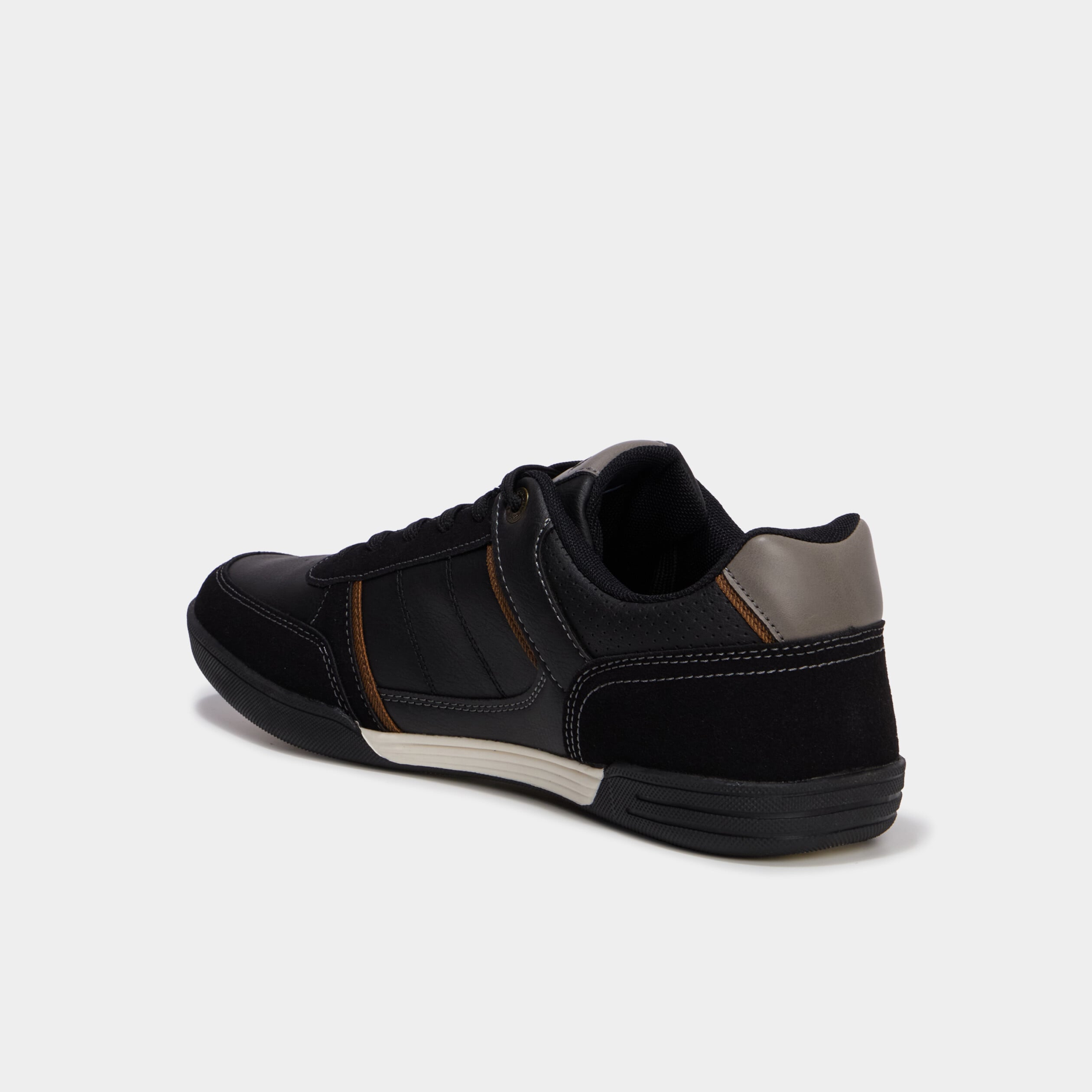 Baskets &agrave; lacets Lee Cooper noir homme