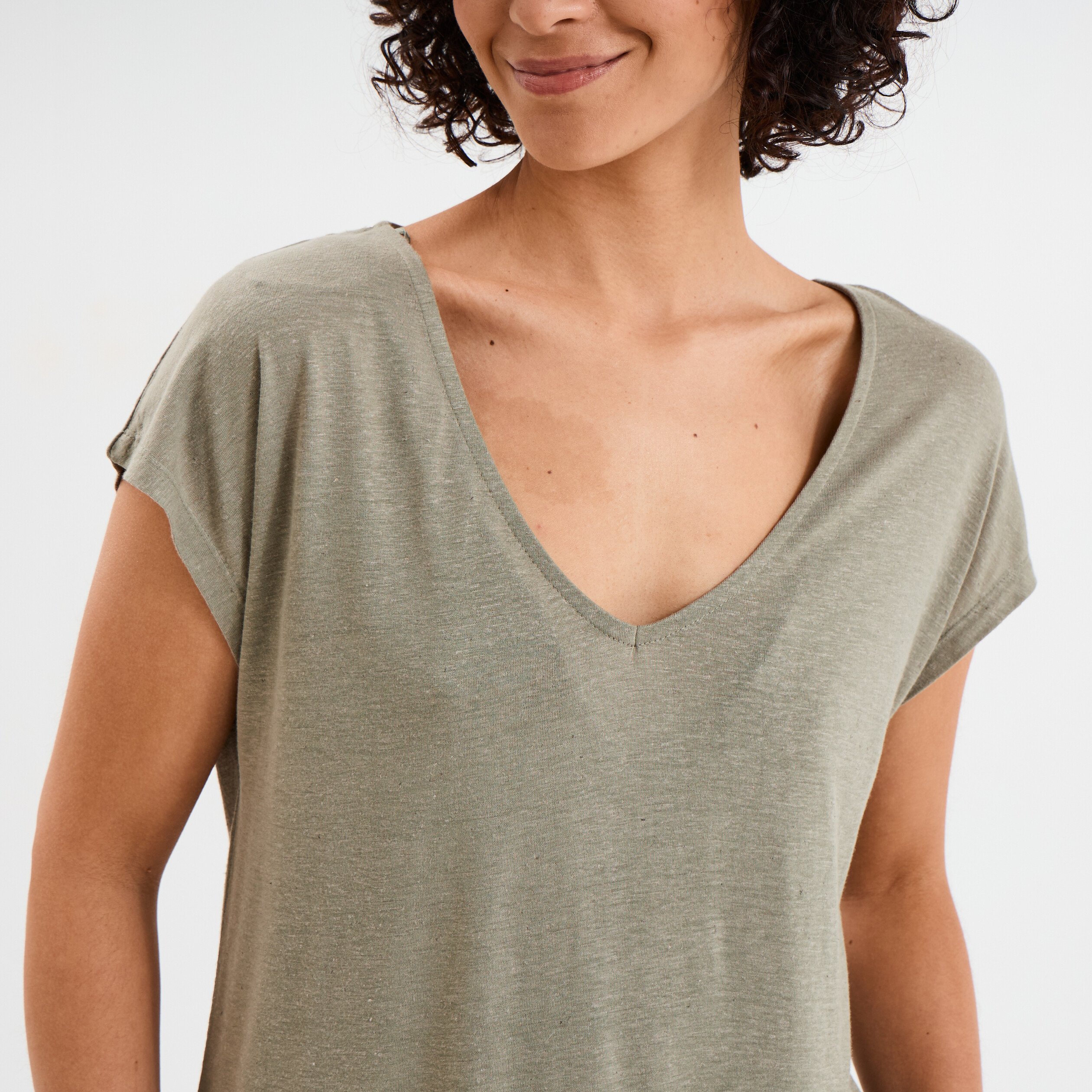 t shirt manches courtes lin melange vert kaki femme T-shirt manches courtes lin mélangé vert kaki femme