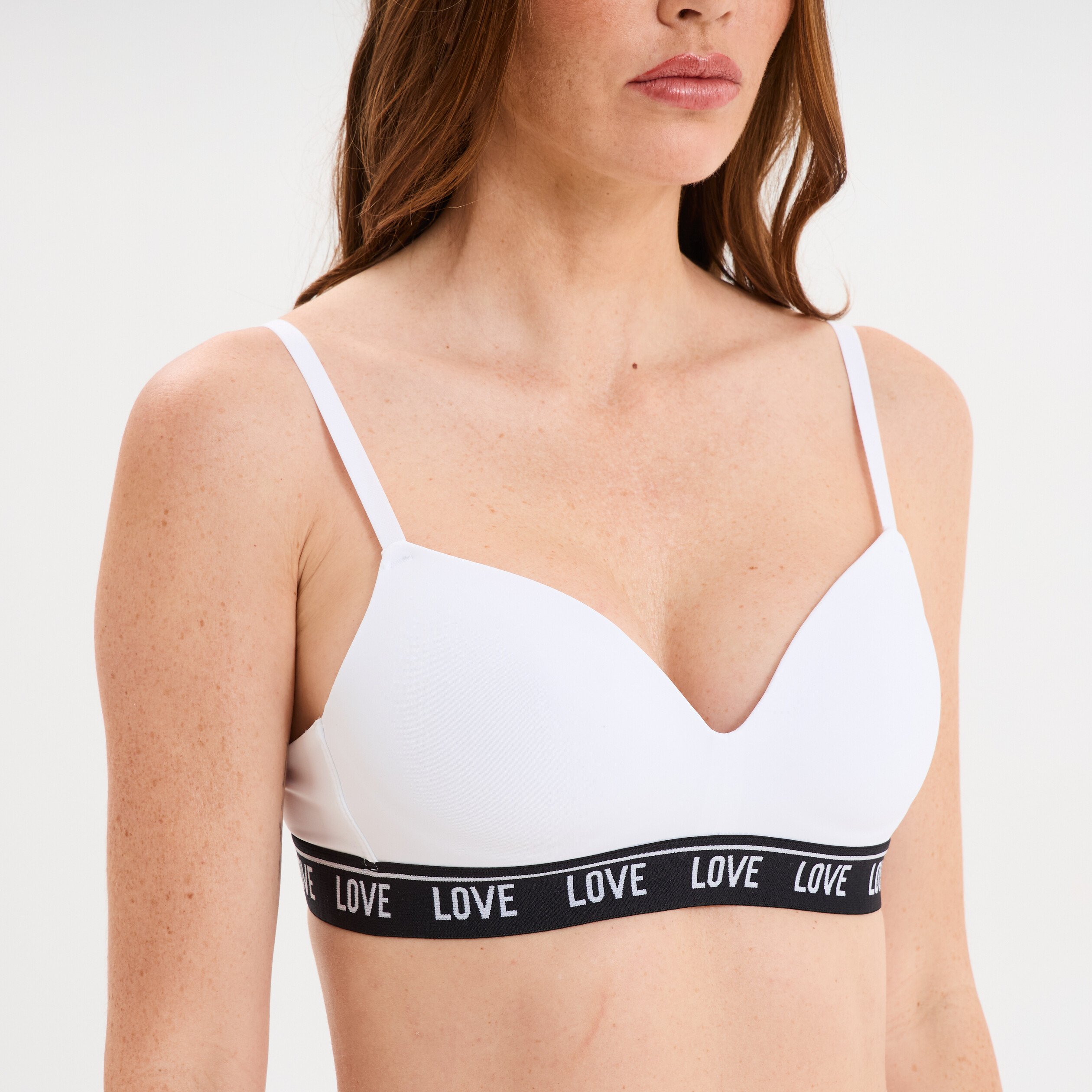 soutien gorge emboitant padde elastique blanc femme Soutien-gorge emboîtant paddé élastiqué blanc femme