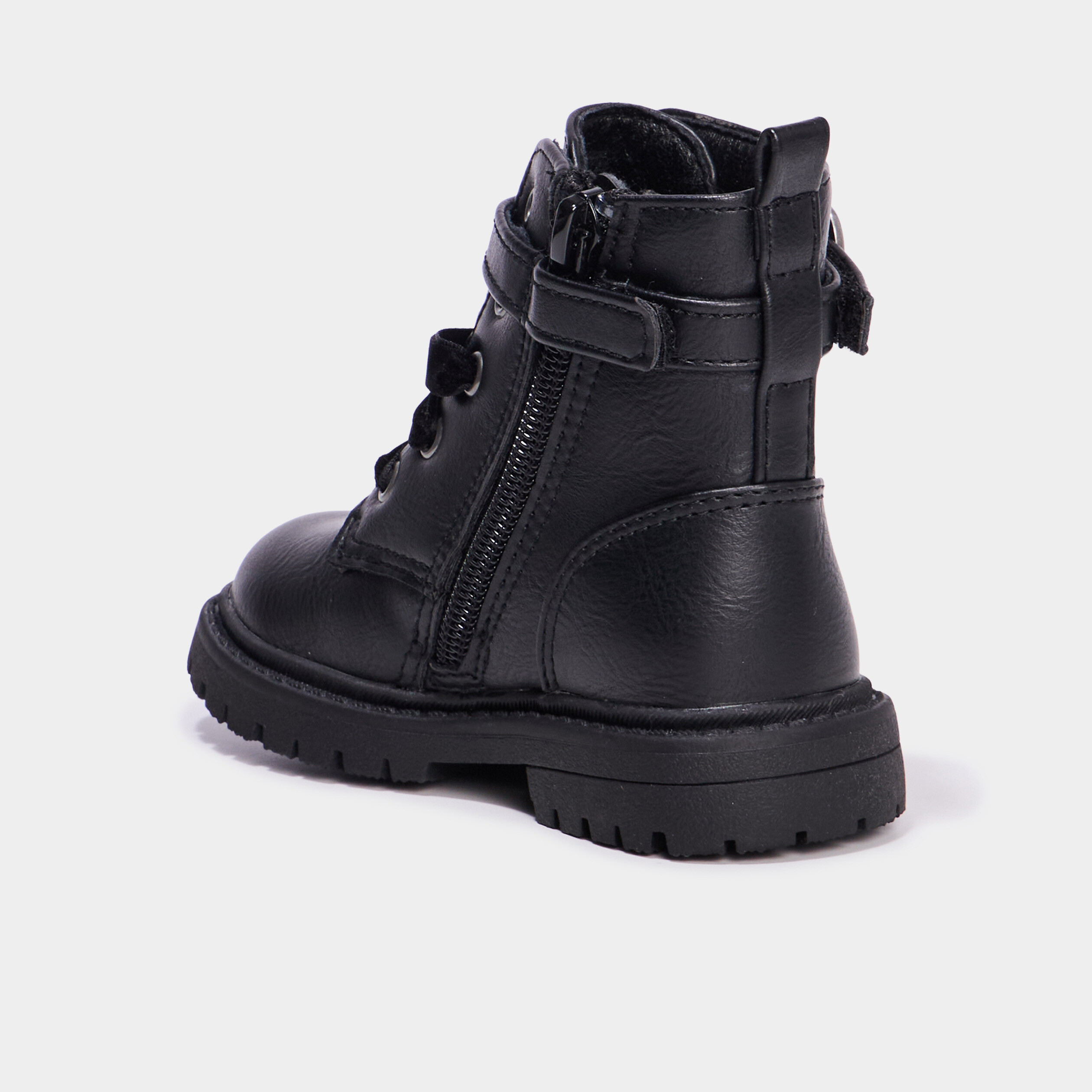 Boots crant&eacute;es avec boucles coeur noir b&eacute;b&eacute; fille