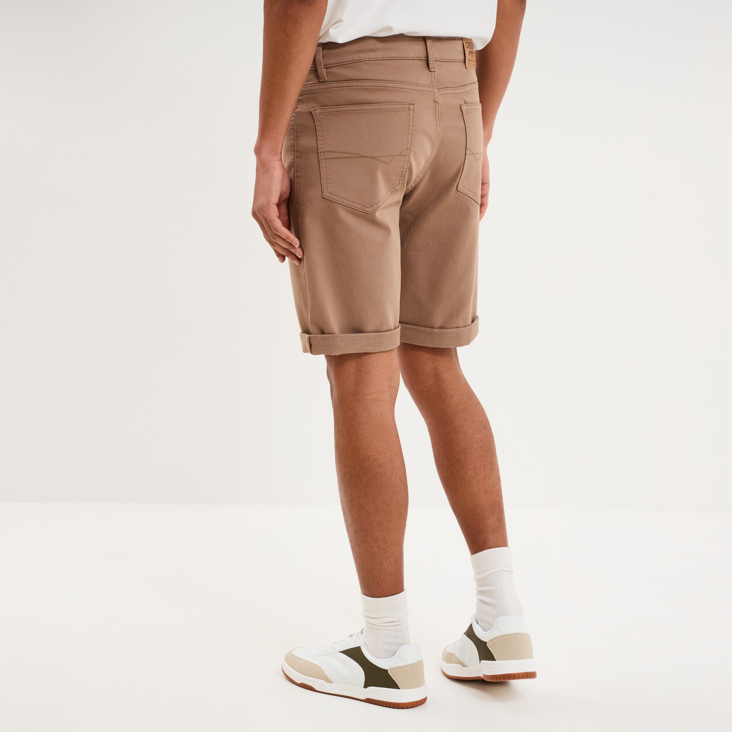 Bermuda en jean straight 5 poches marron homme