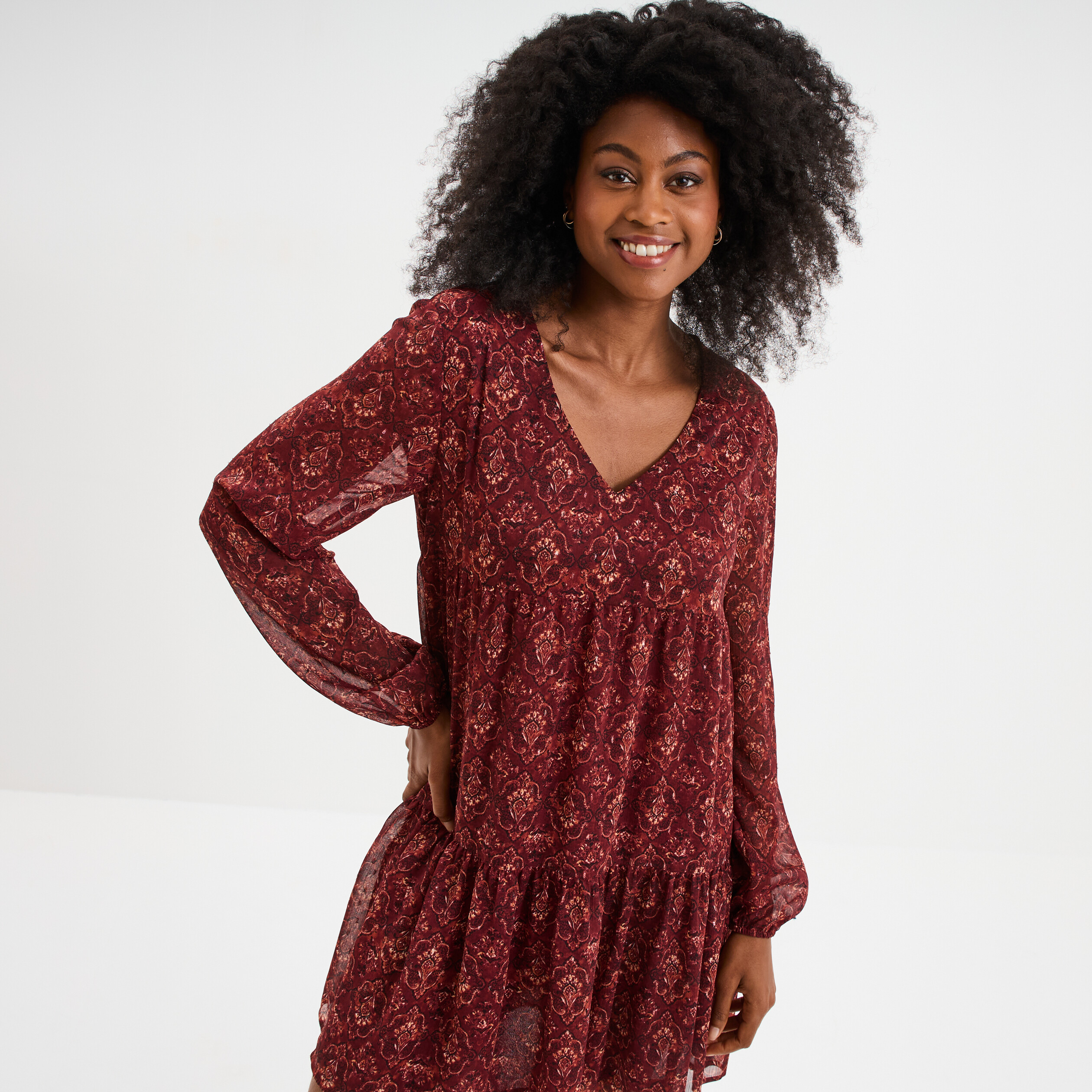 Robe évasée col en V et volants bordeaux femme