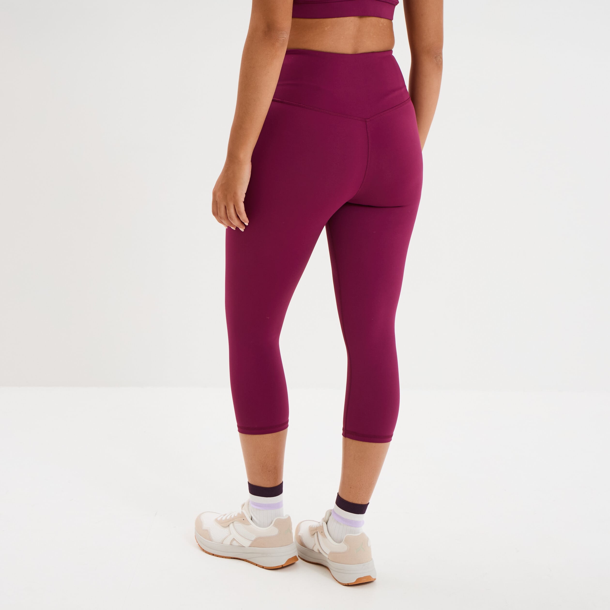 Legging corsaire de sport stretch violet fonc&eacute; femme