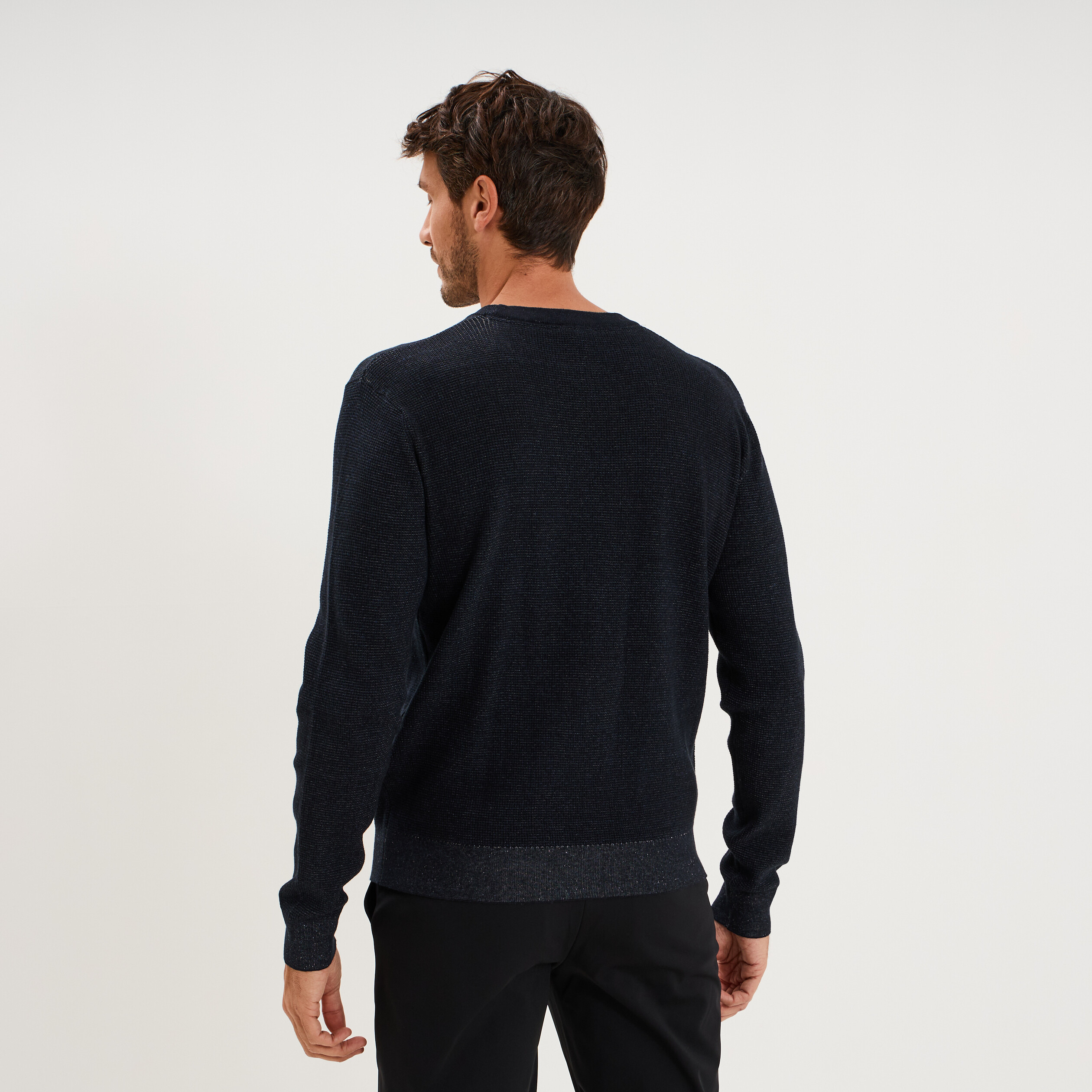 Pull en maille textur&eacute;e col rond bleu marine homme