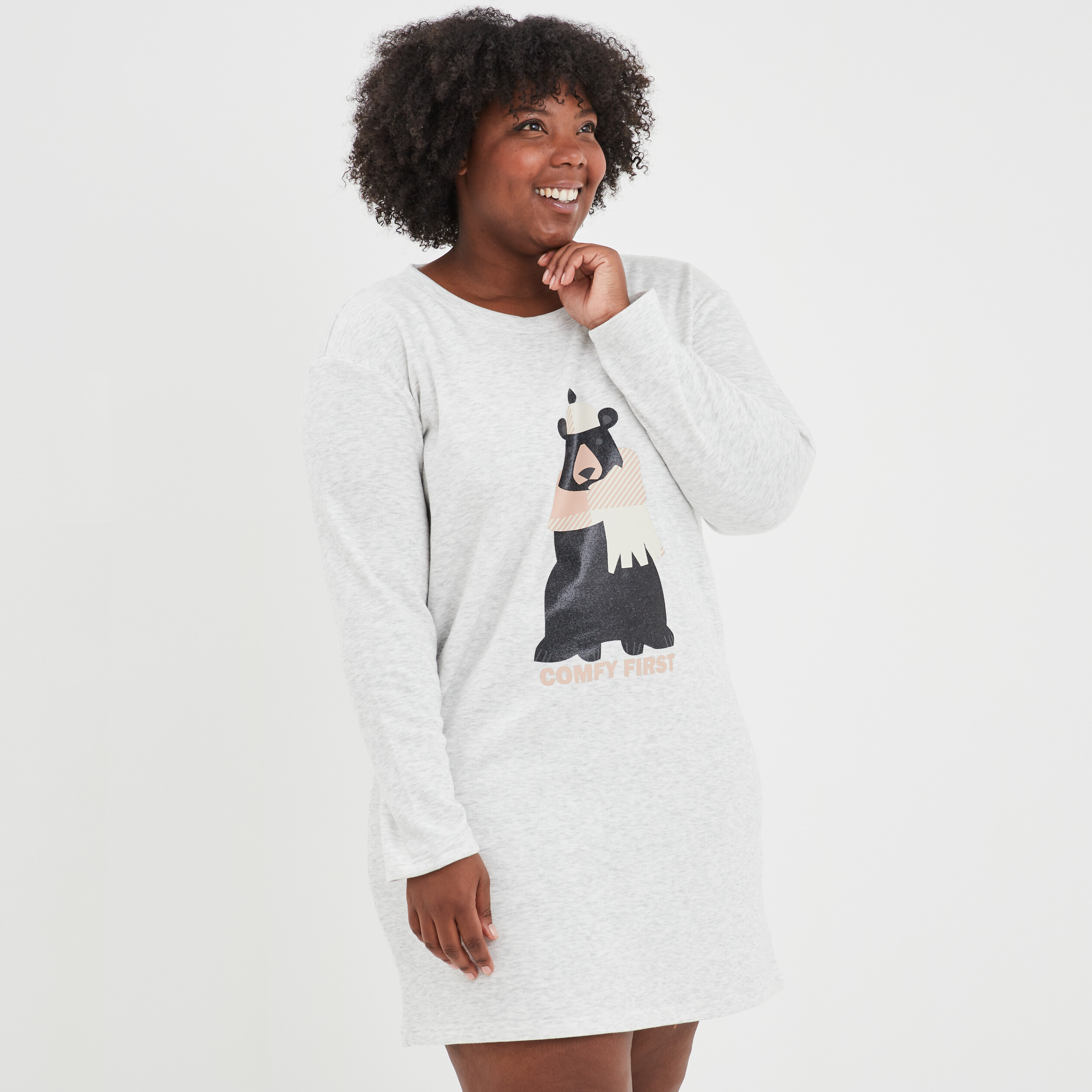 Chemise de nuit droite courte doublée gris clair femme grande taille