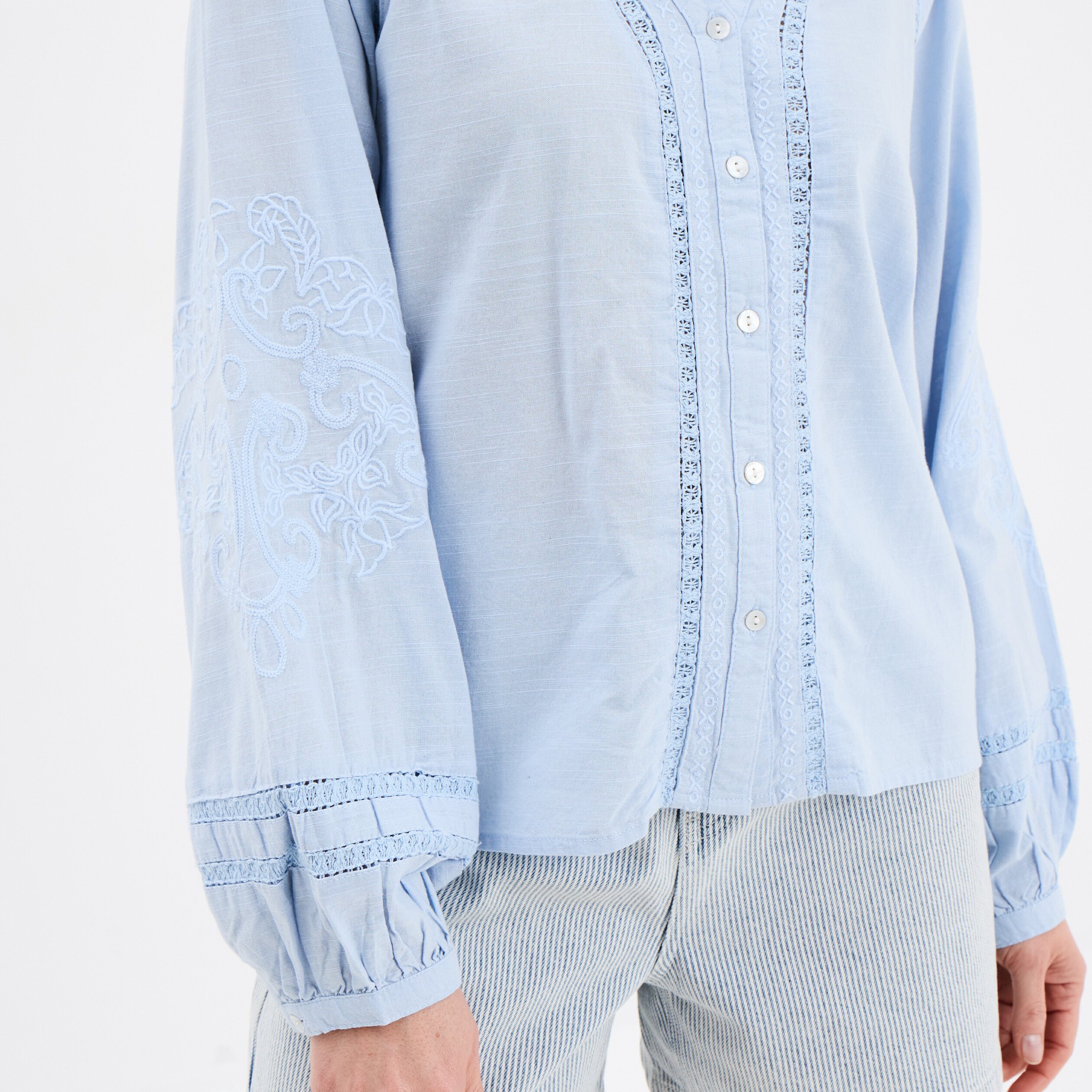 blouse manches ballons brodees bleu ciel femme Blouse manches ballons brodées bleu ciel femme