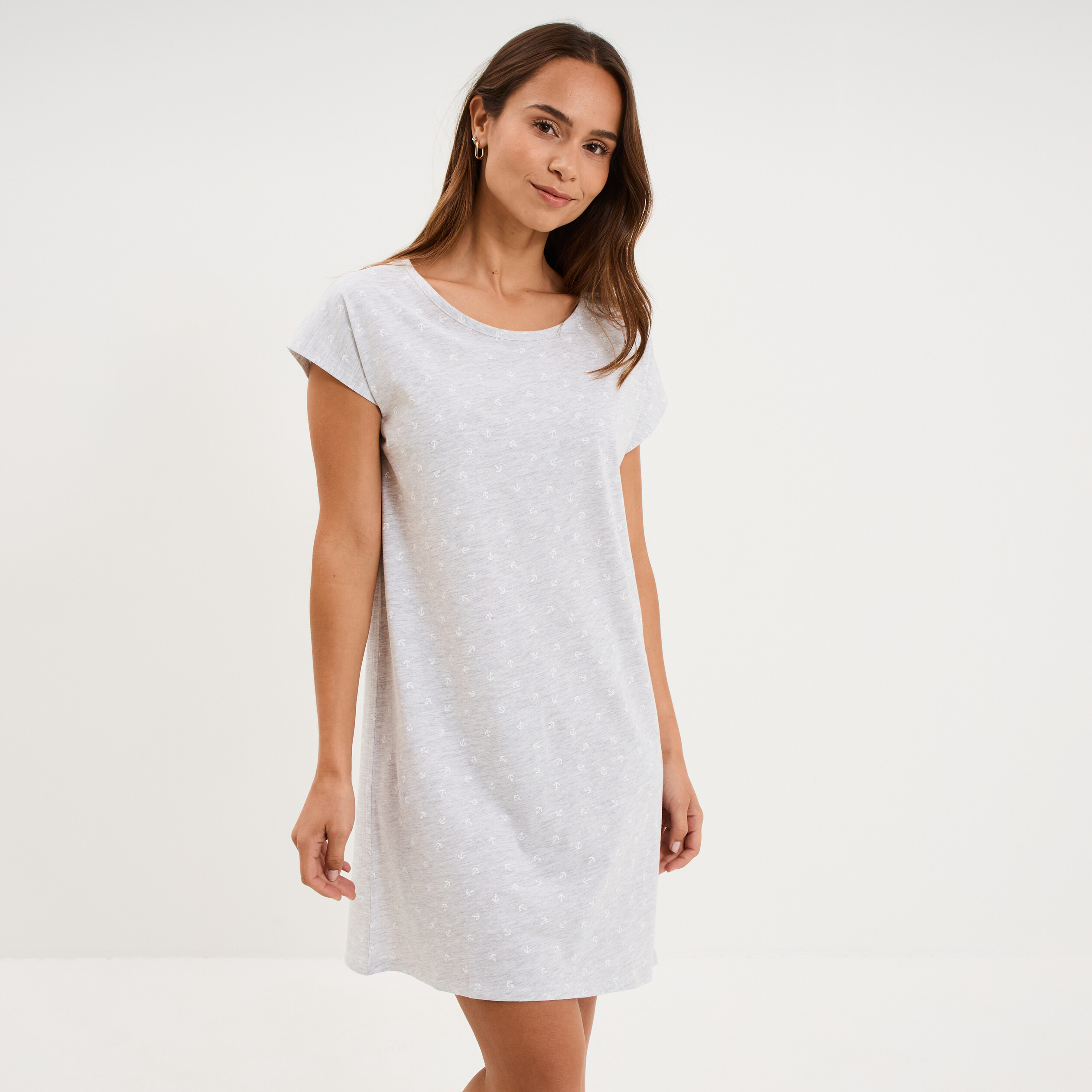 Chemise de nuit manches courtes gris clair femme
