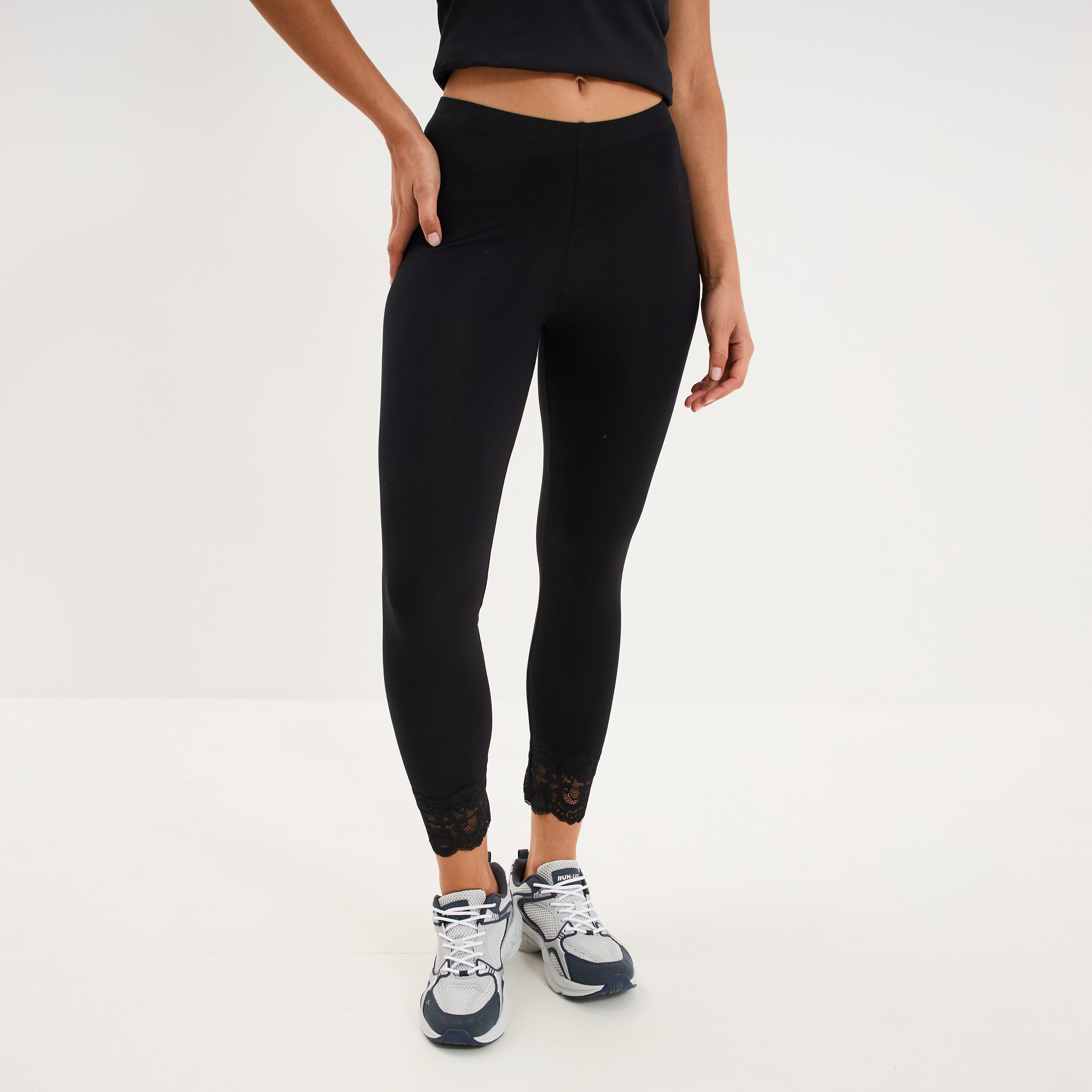 Legging 7/8&egrave;me avec dentelle noir femme