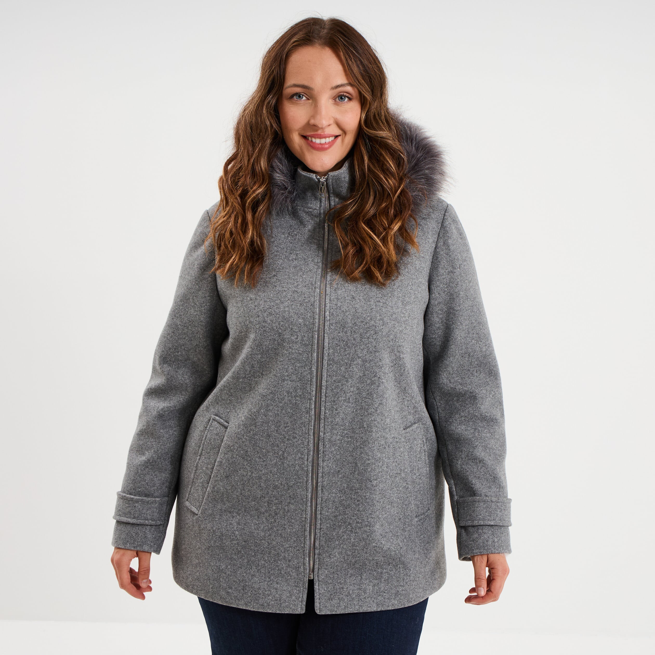 Manteau zipp&eacute; &agrave; capuche fausse fourrure gris femme grande taille