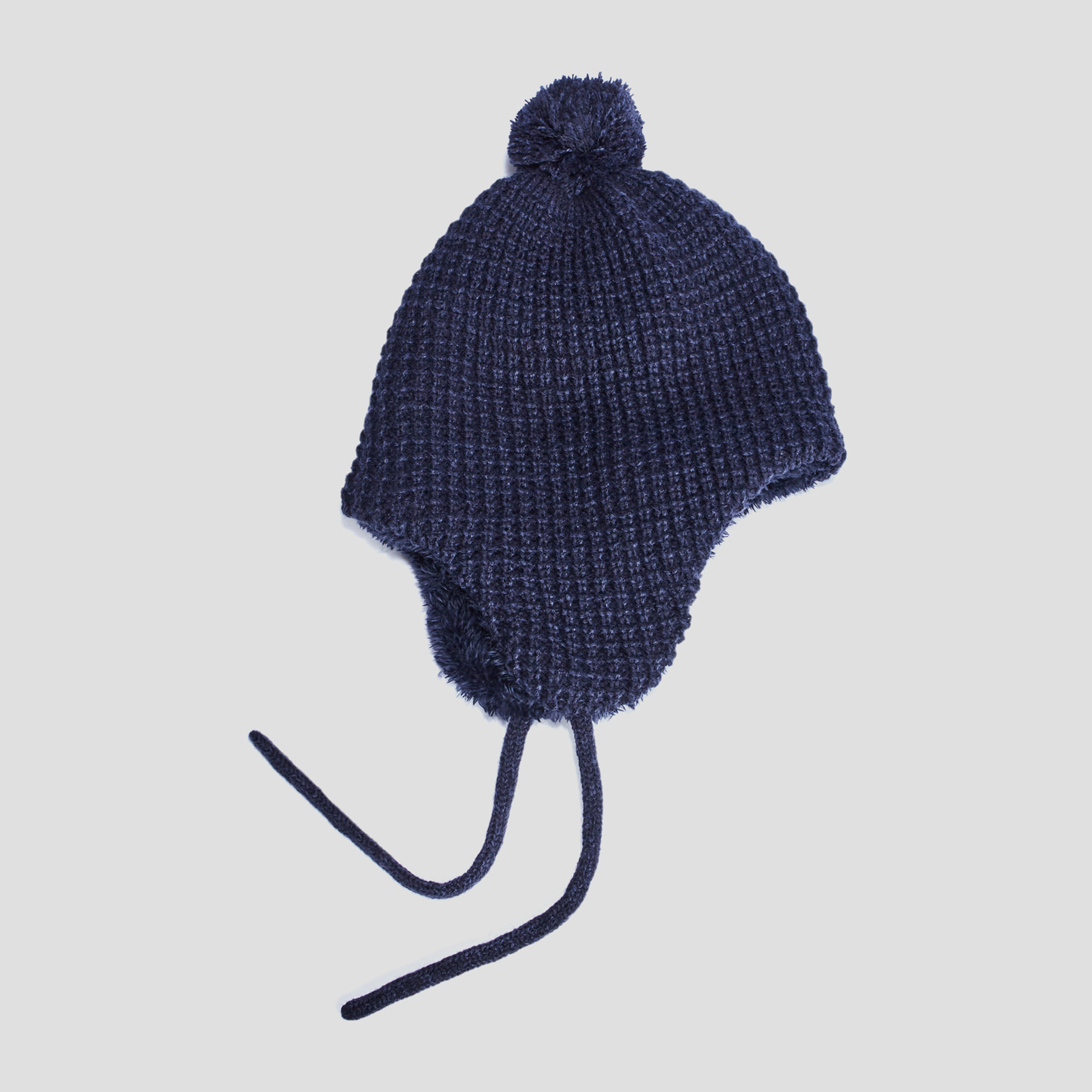 Bonnet péruvien tricoté bleu marine bébé