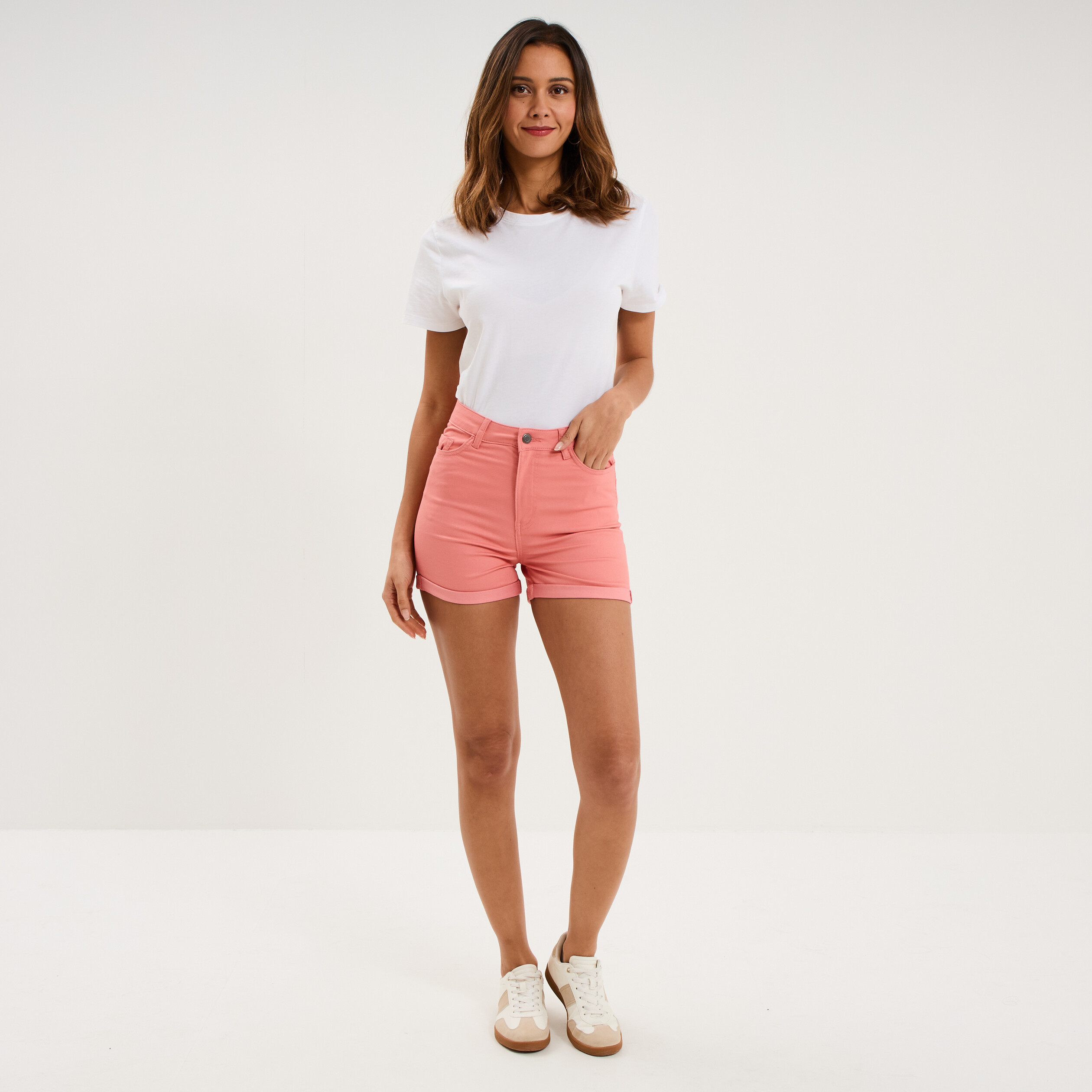 Short en jean slim coton stretch rose vif femme