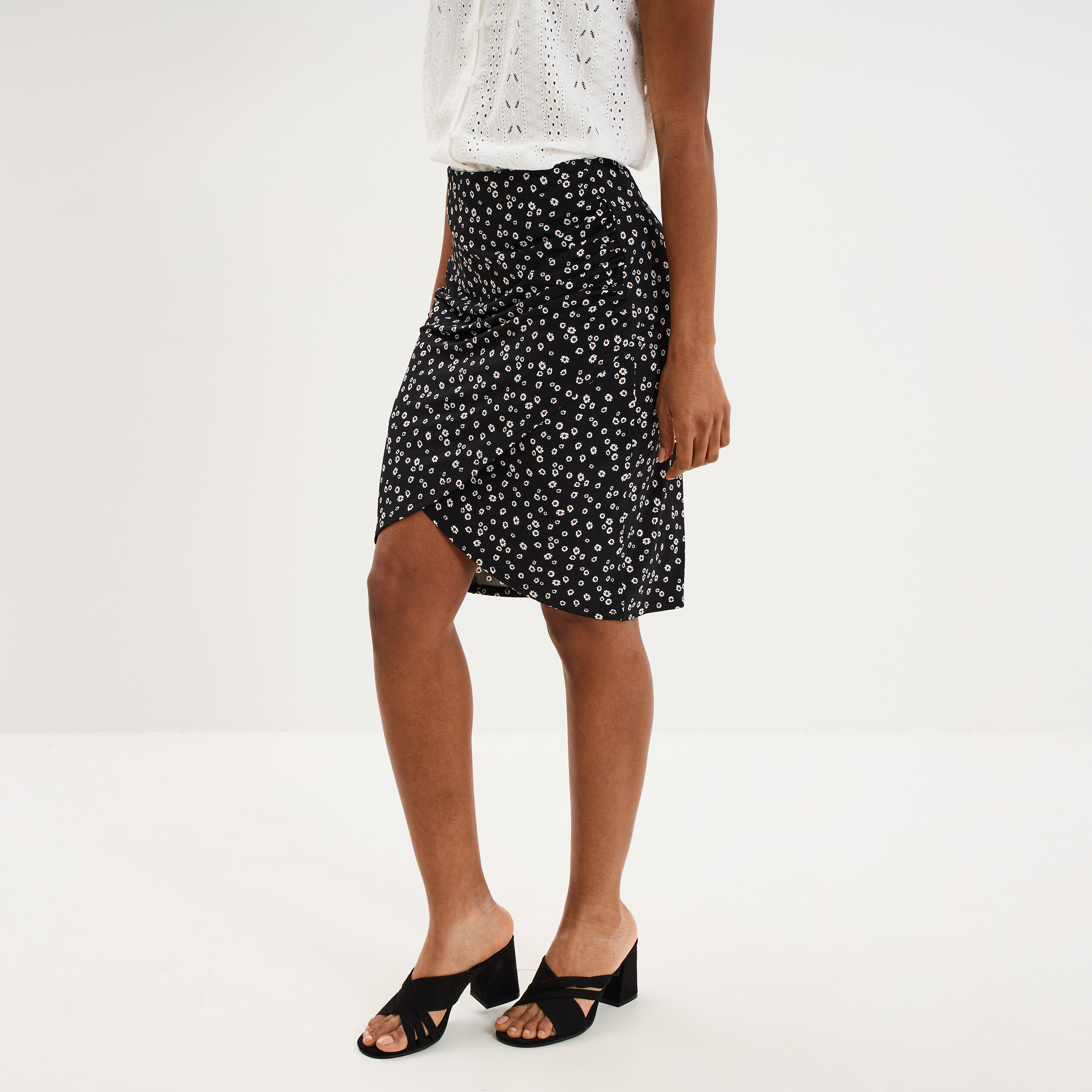 Jupe courte taille &eacute;lastiqu&eacute;e stretch noir femme